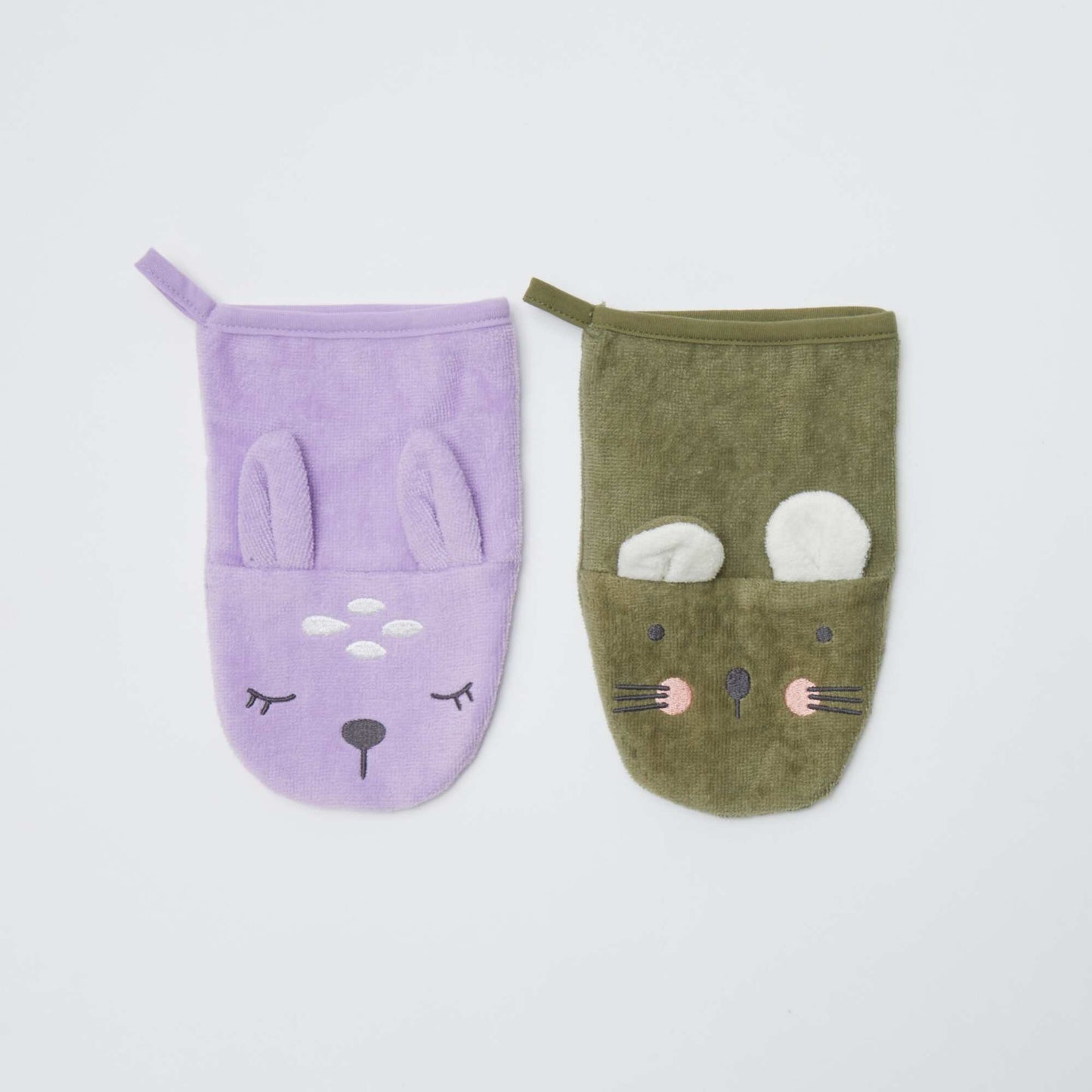 Pack of 2 patterned wash mitts PURPLE