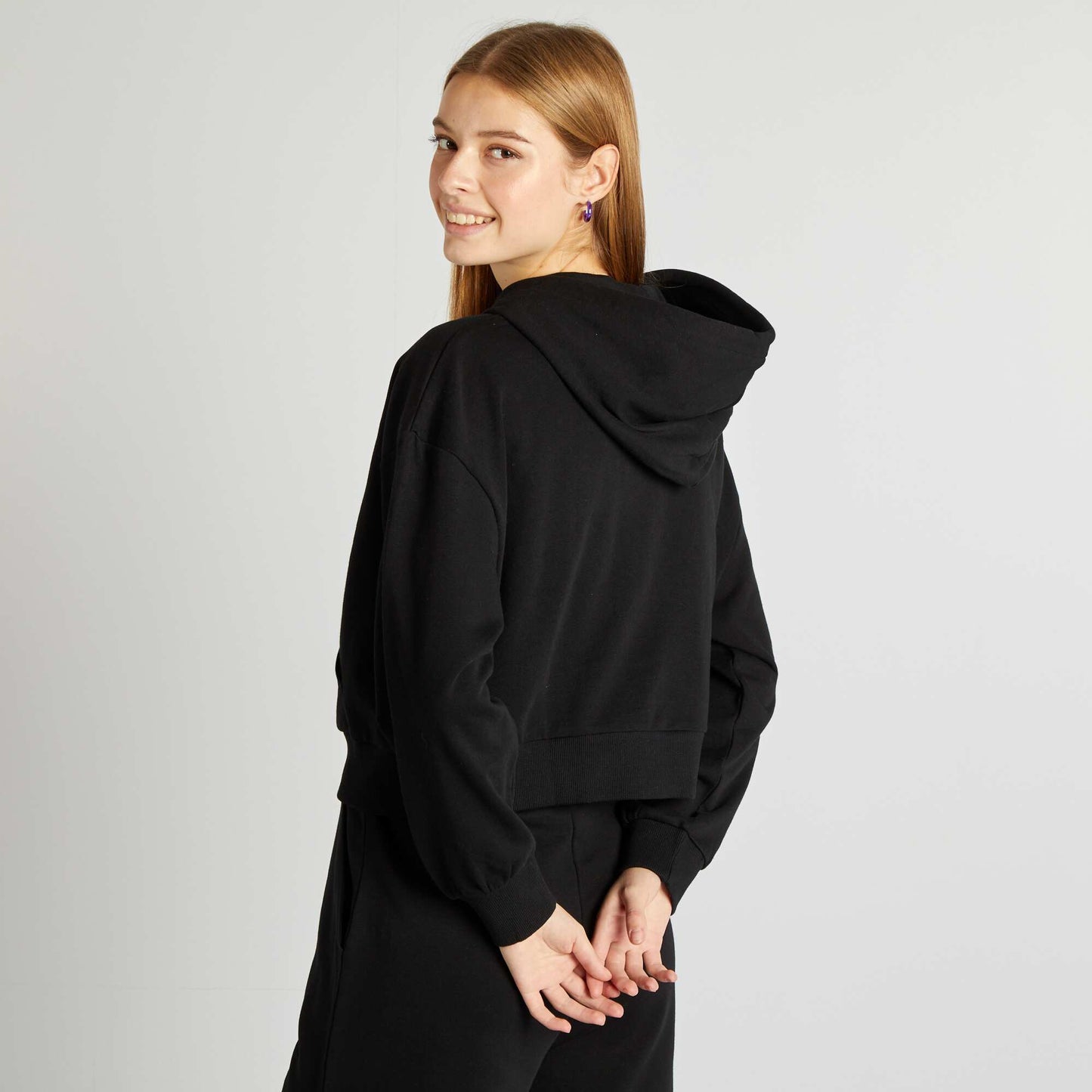 Plain zip-up hoodie BLACK