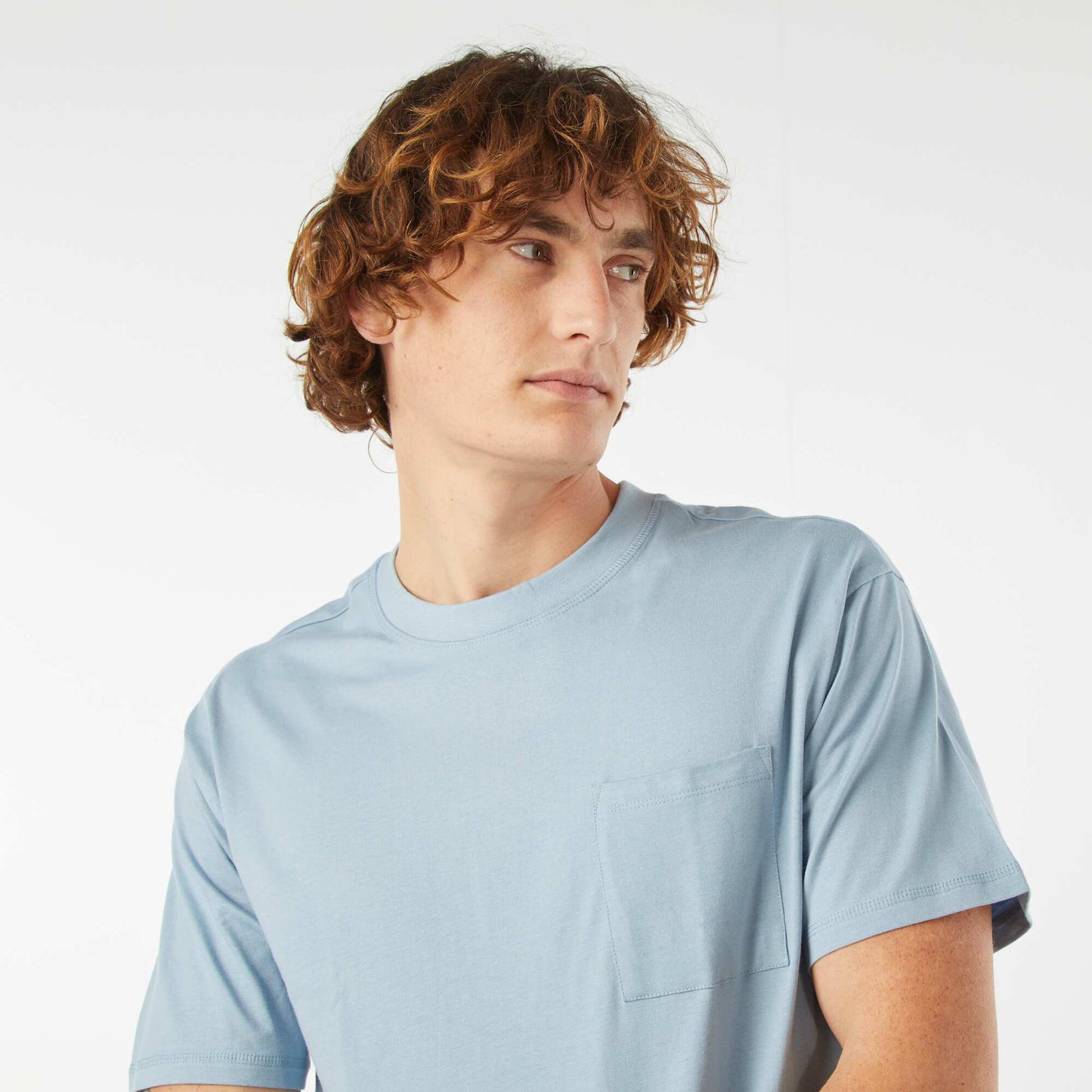 Plain T-shirt with breast pocket BLUE