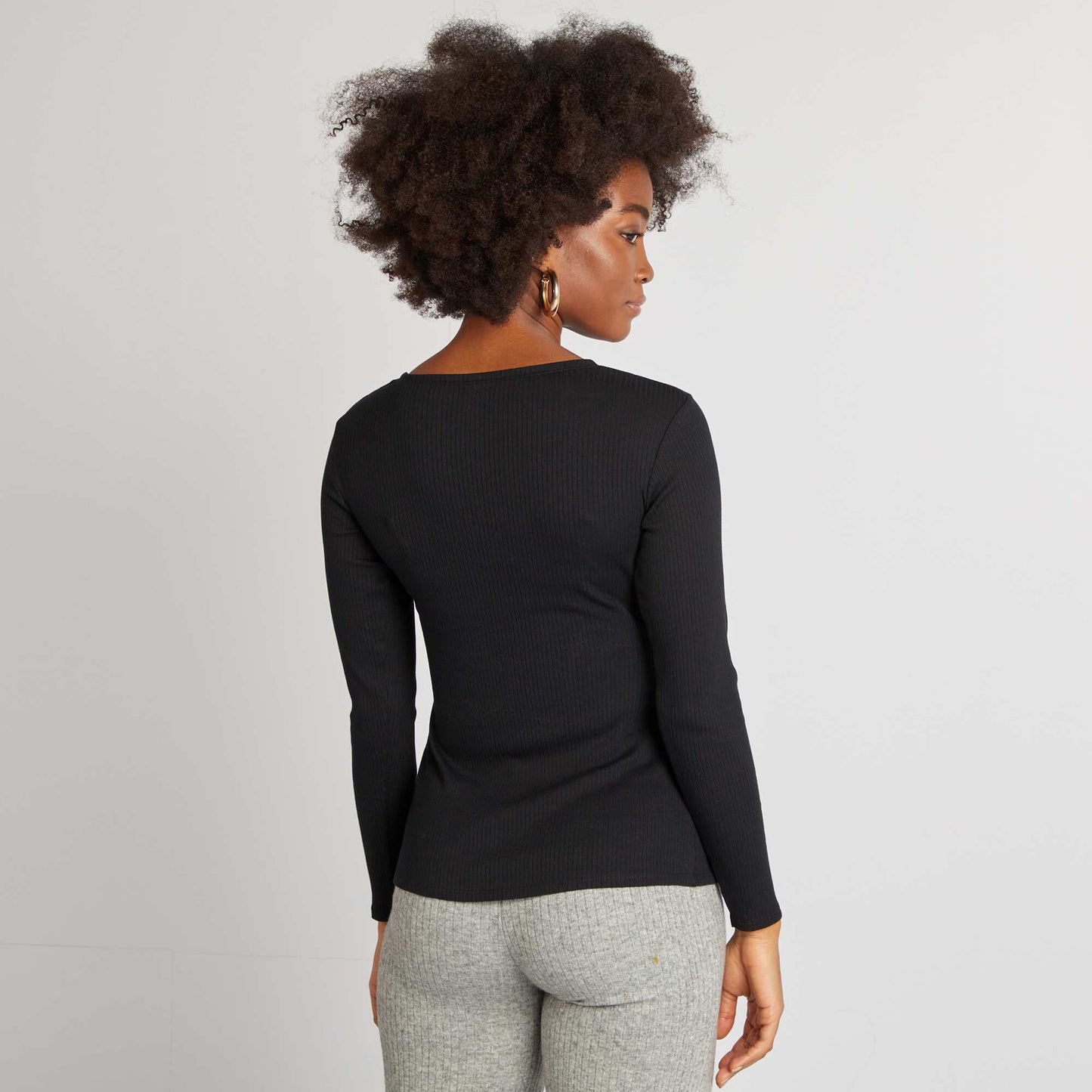 Stretchy wrap T-shirt with crossover neckline BLACK