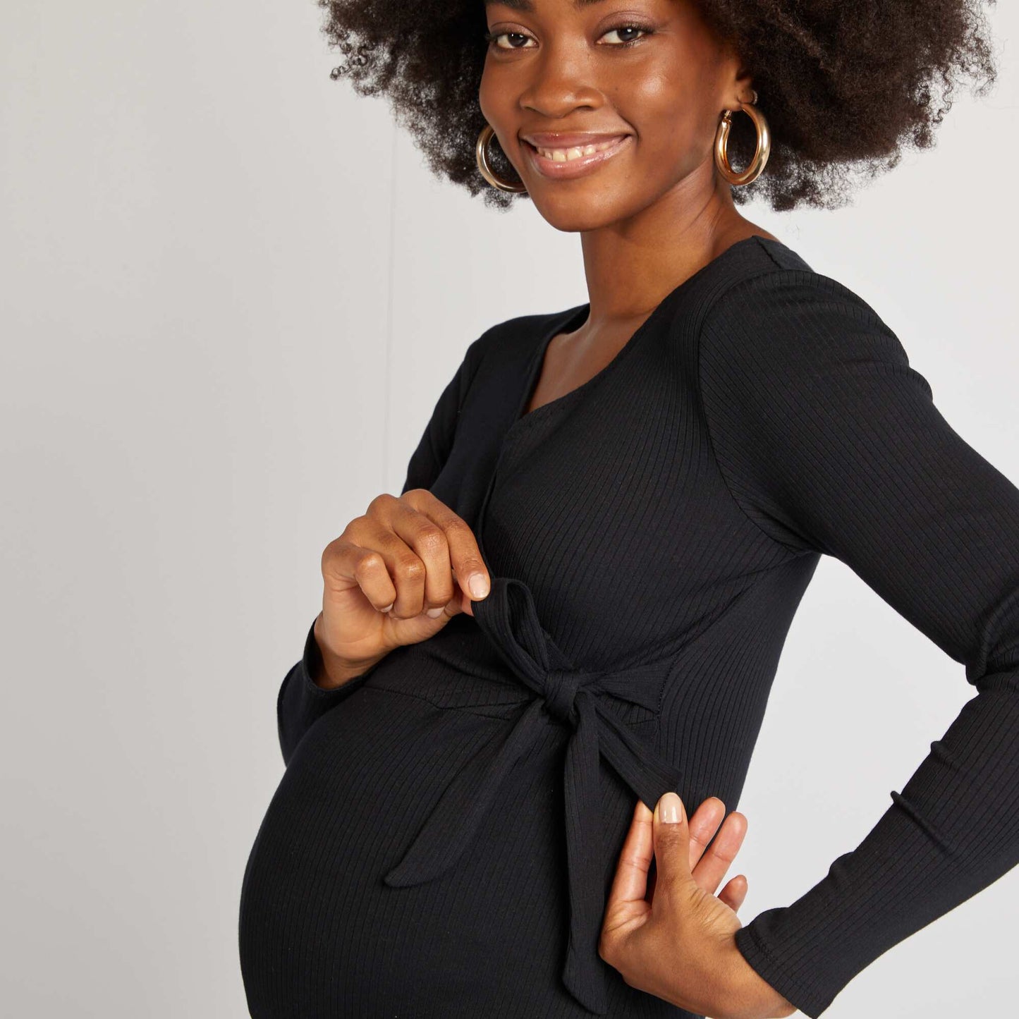 Stretchy wrap T-shirt with crossover neckline BLACK
