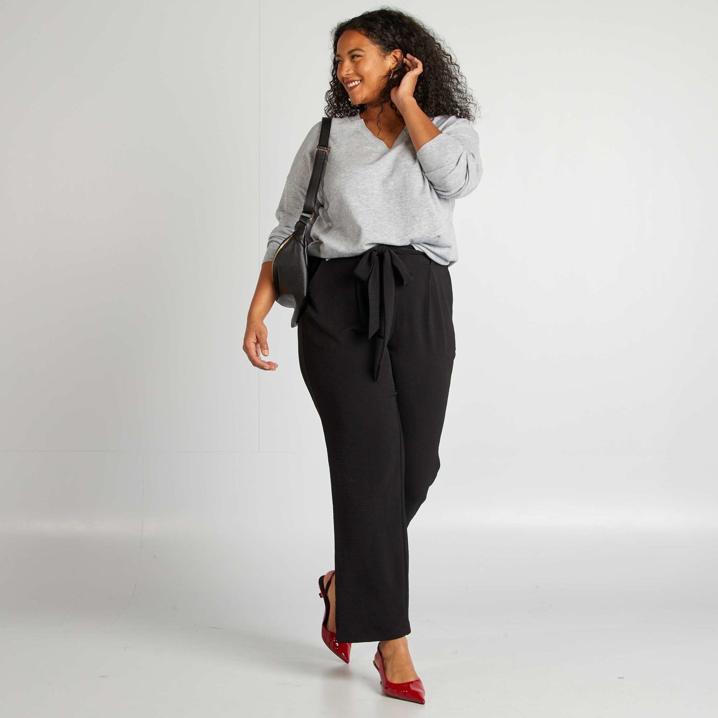 Fine-knit V-neck sweater GREY