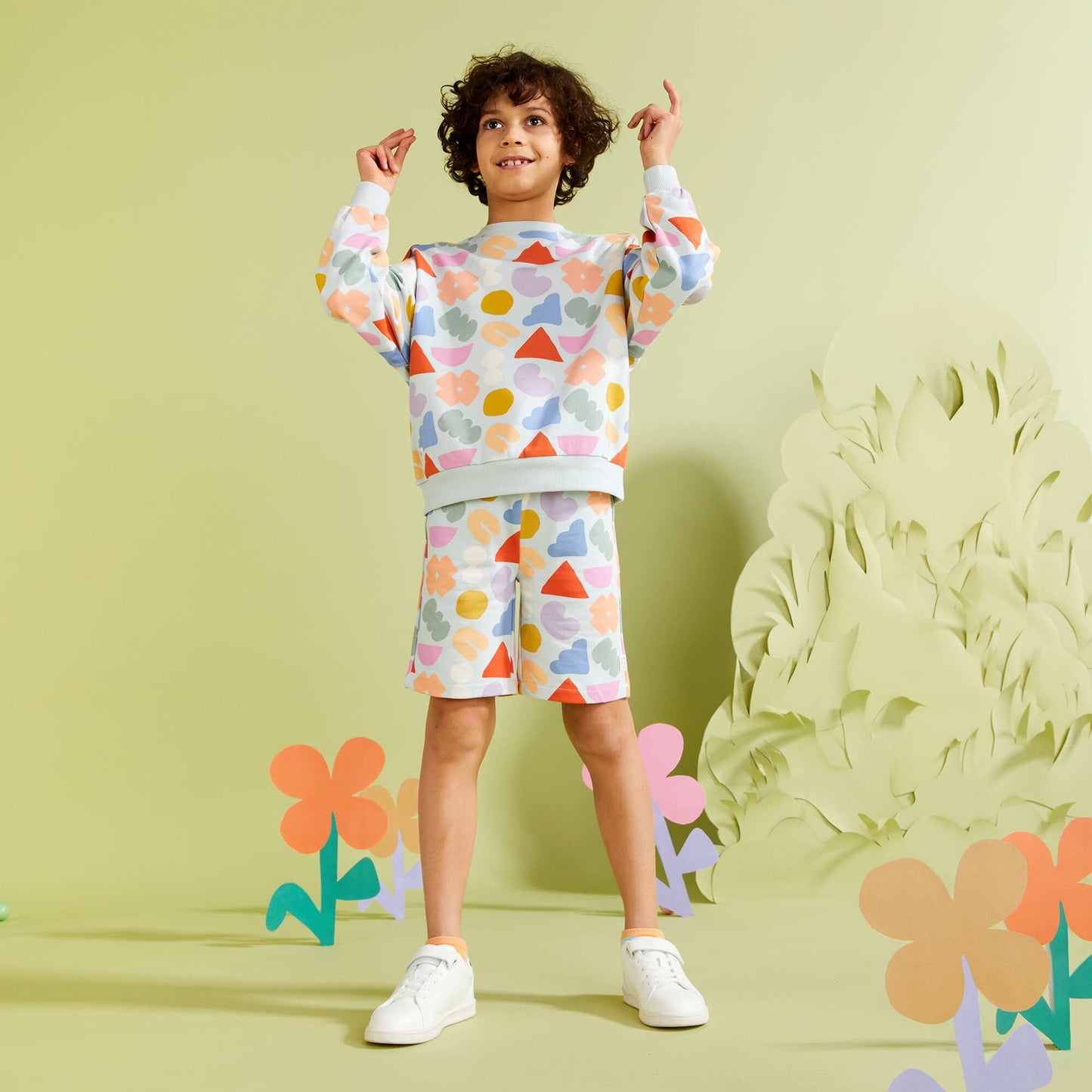 Lightweight printed sweatshirt fabric shorts - Graphik Edition WHITE
