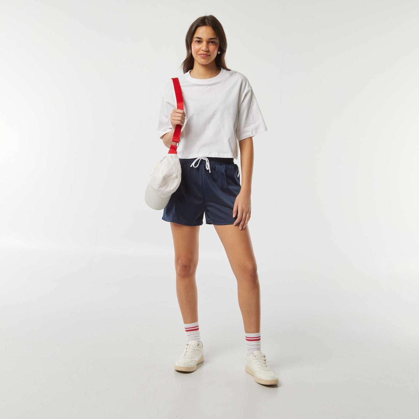 A plain cropped short-sleeved T-shirt WHITE