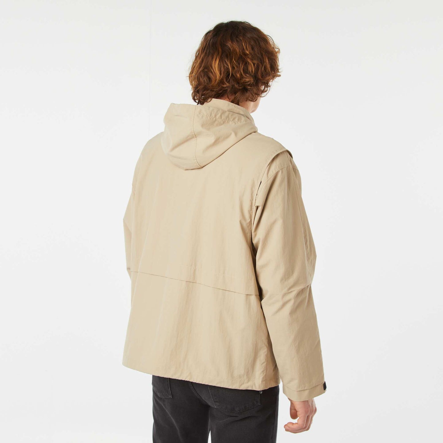 Showerproof windcheater with detachable sleeves BEIGE