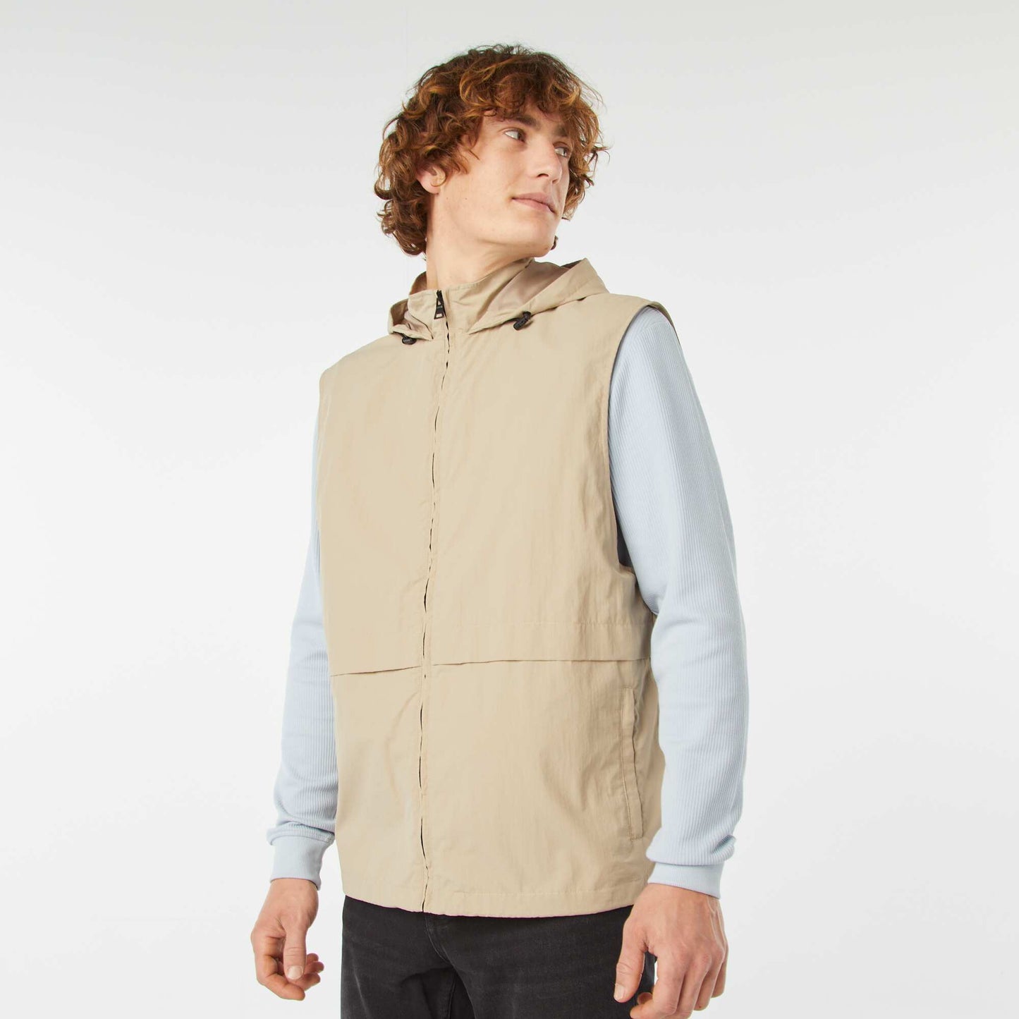 Showerproof windcheater with detachable sleeves BEIGE