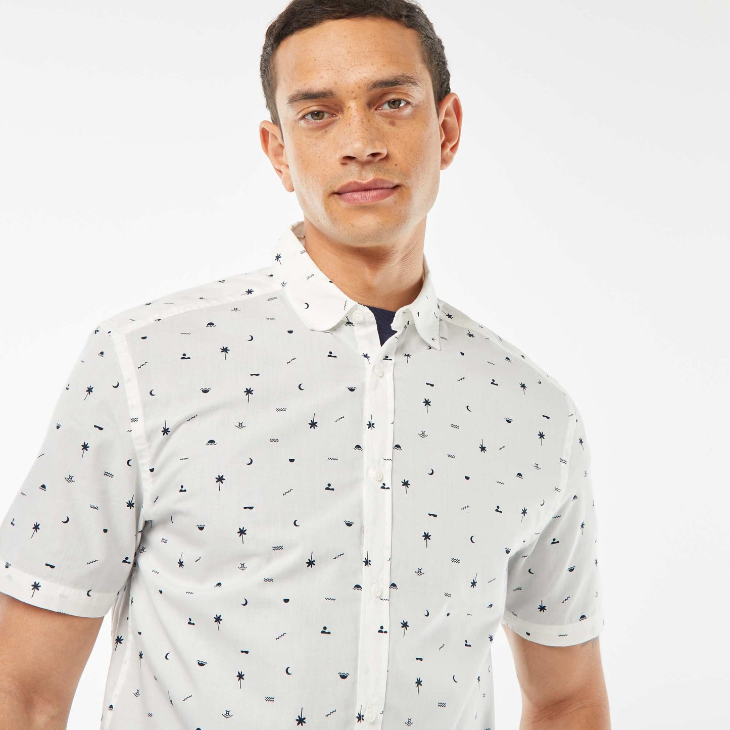 Short-sleeved straight-cut shirt BLUE