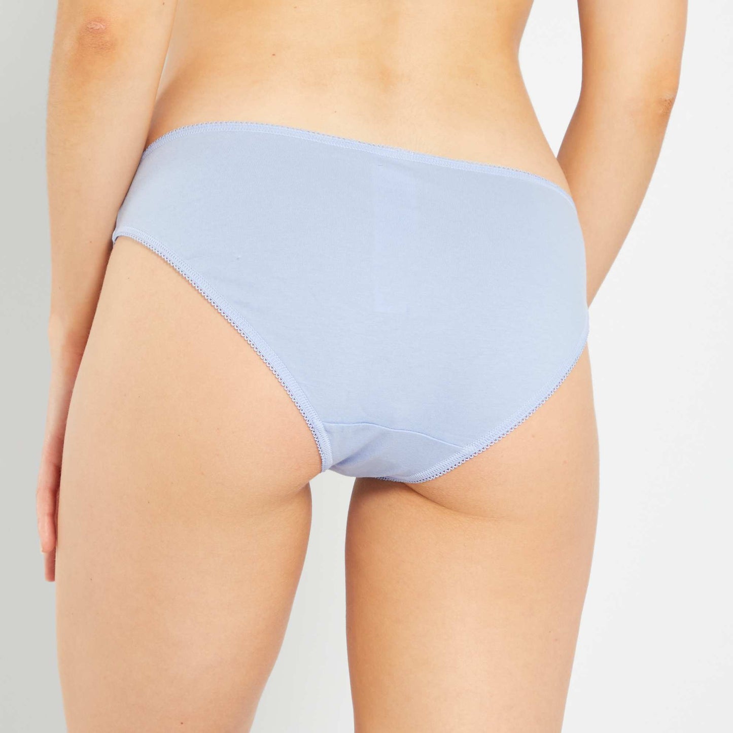 3 ცალიანი შეფუთვა ტრუსები იასამნისფერი