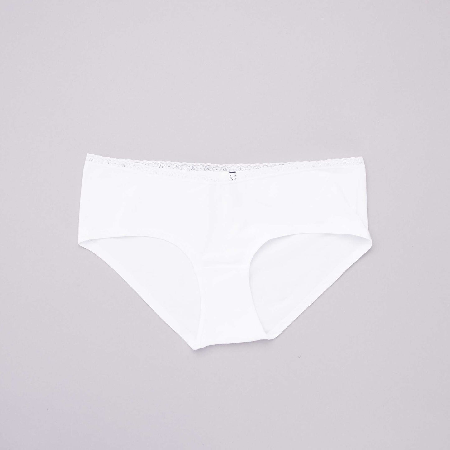 Pack of 3 maternity boy shorts white