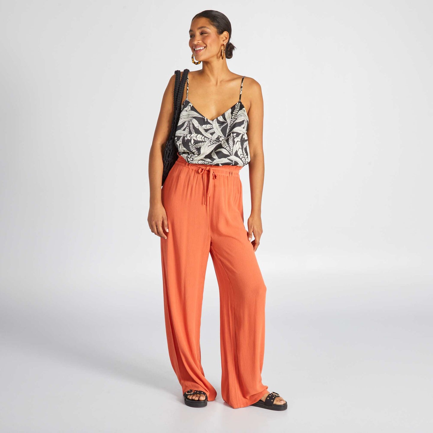 Loose-fit crepe knit trousers orange