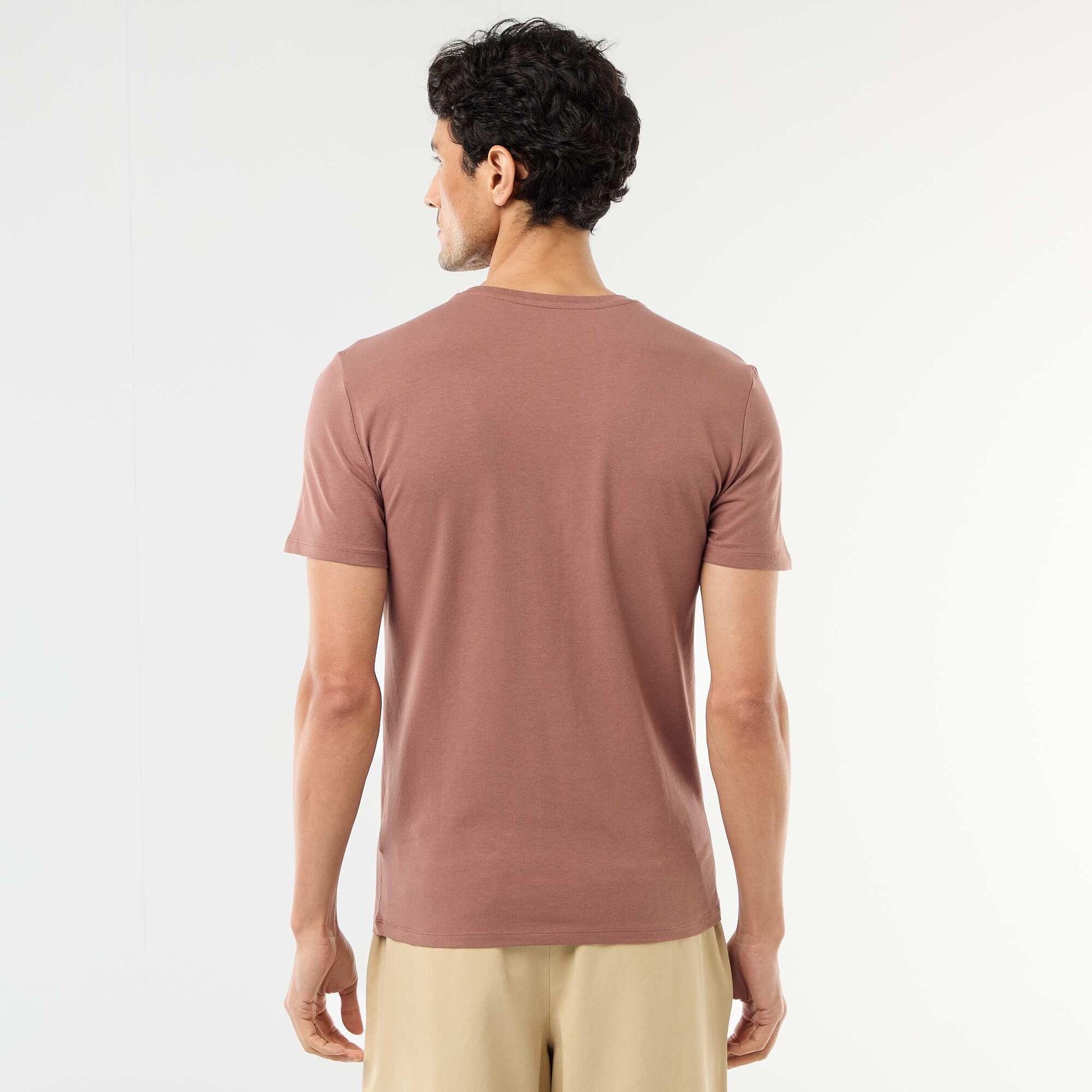 სადა მაისური - ვიწრო ყავისფერი