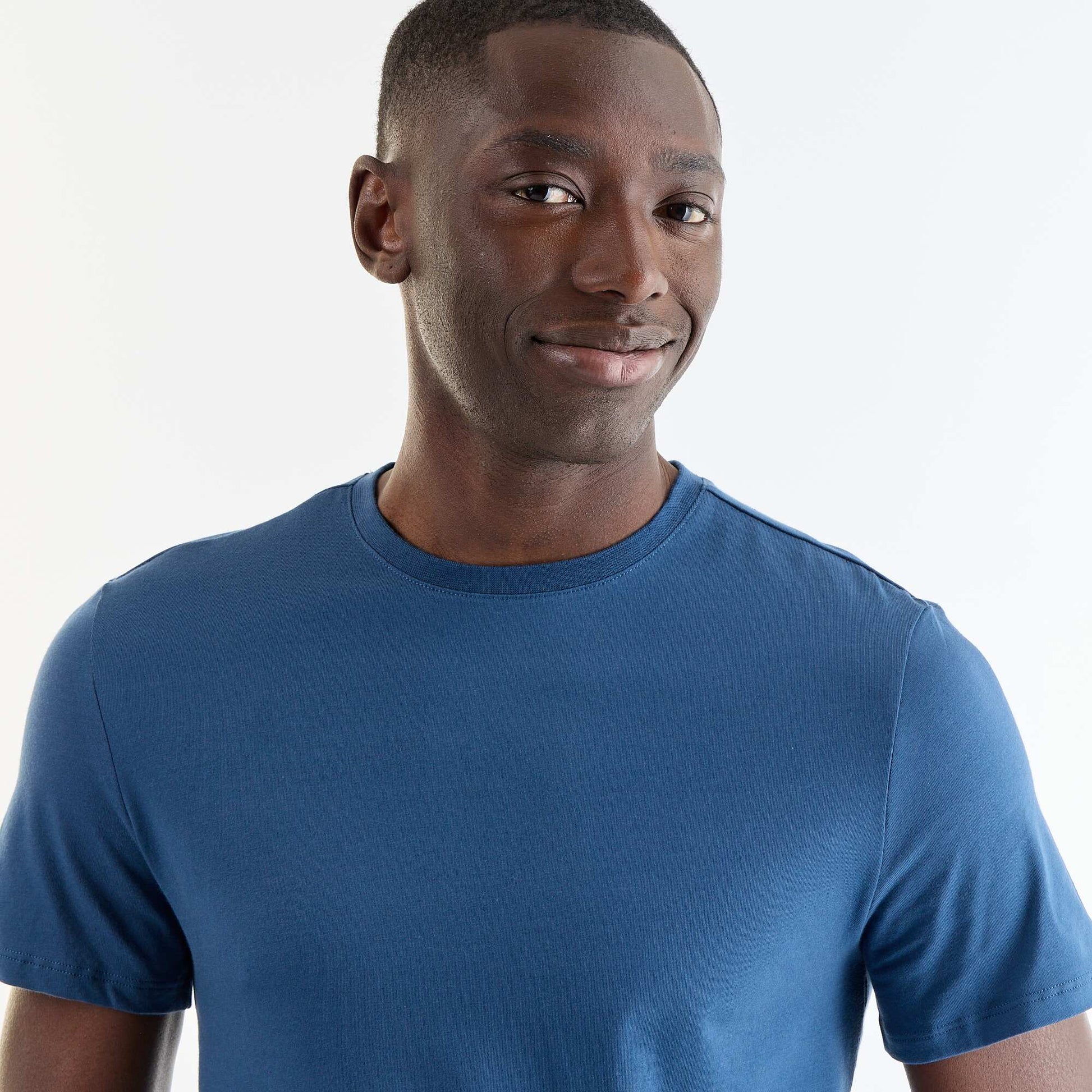 Plain T-shirt - Slim fit BLUE
