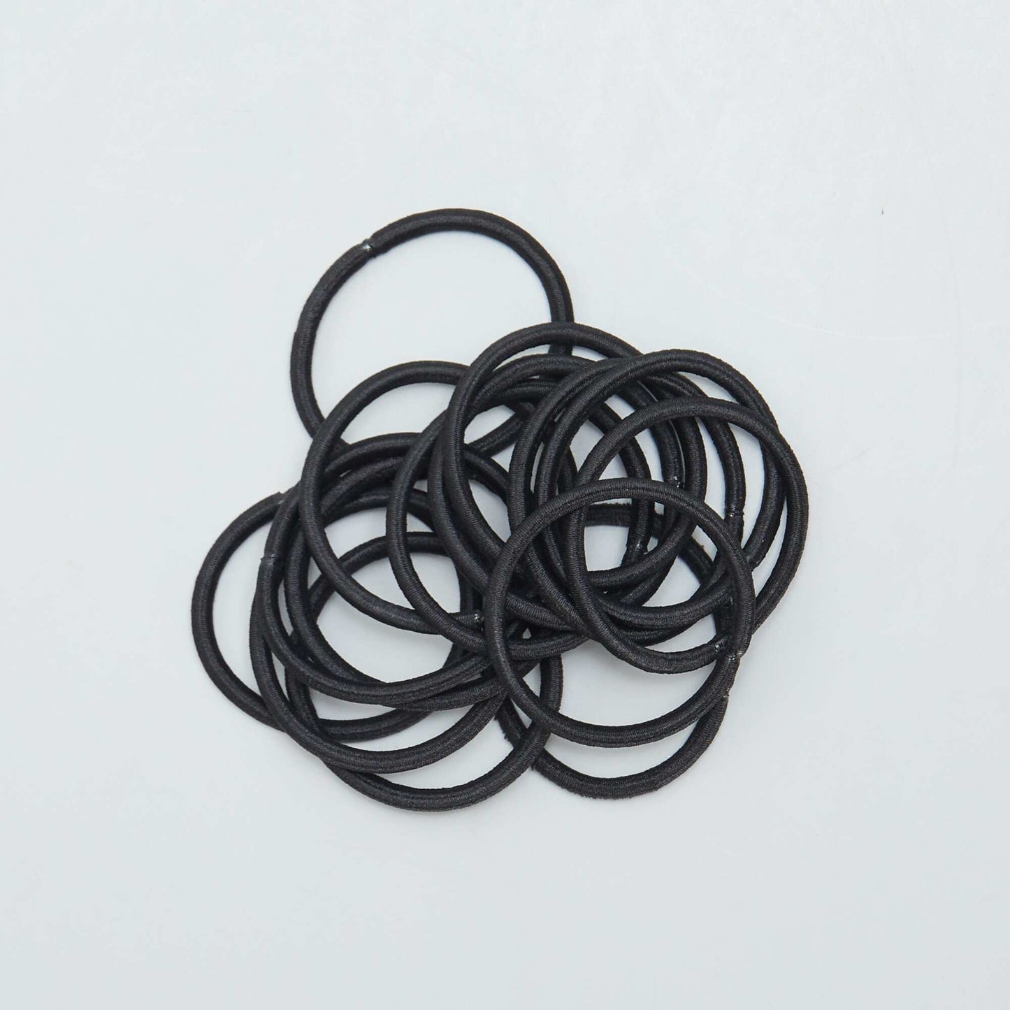 Pack of 15 hairbands BLACK