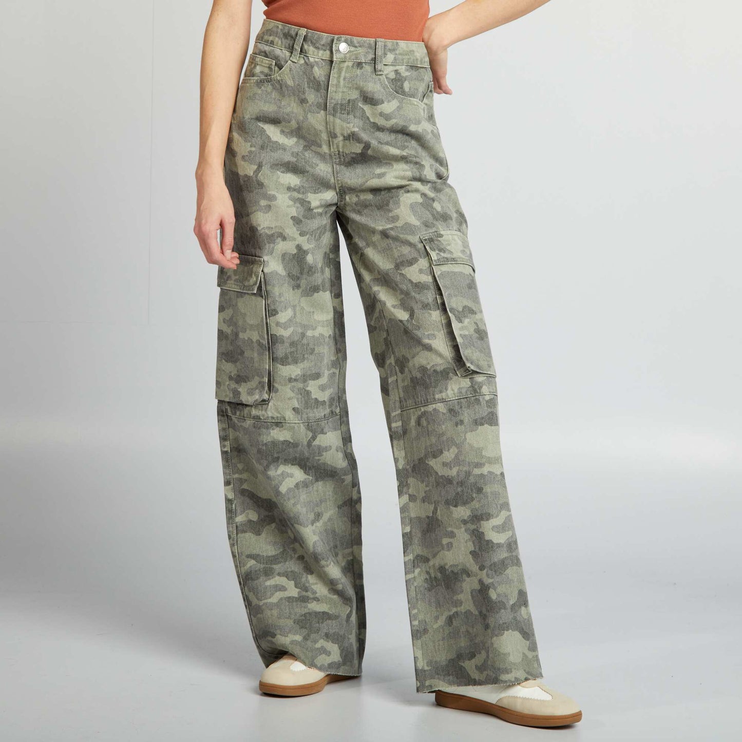 Wide-leg multi-pocket jeans KHAKI