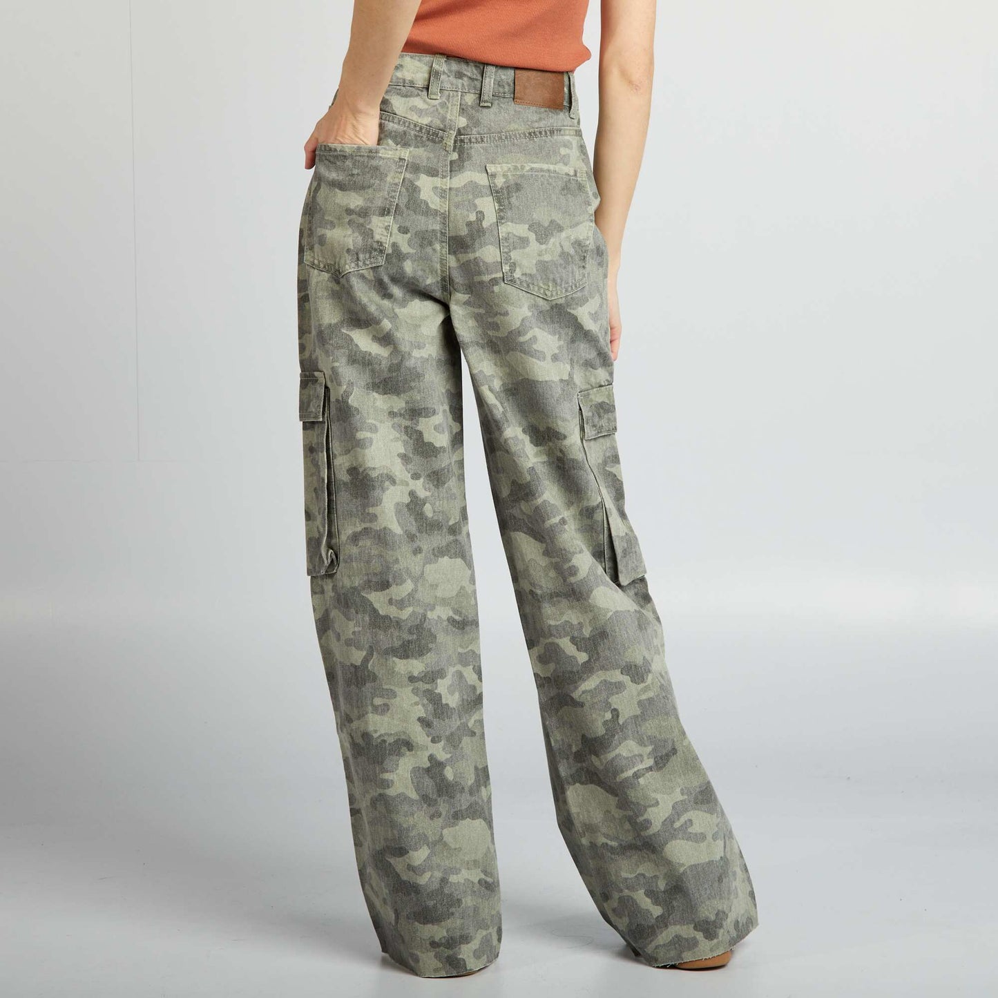 Wide-leg multi-pocket jeans KHAKI