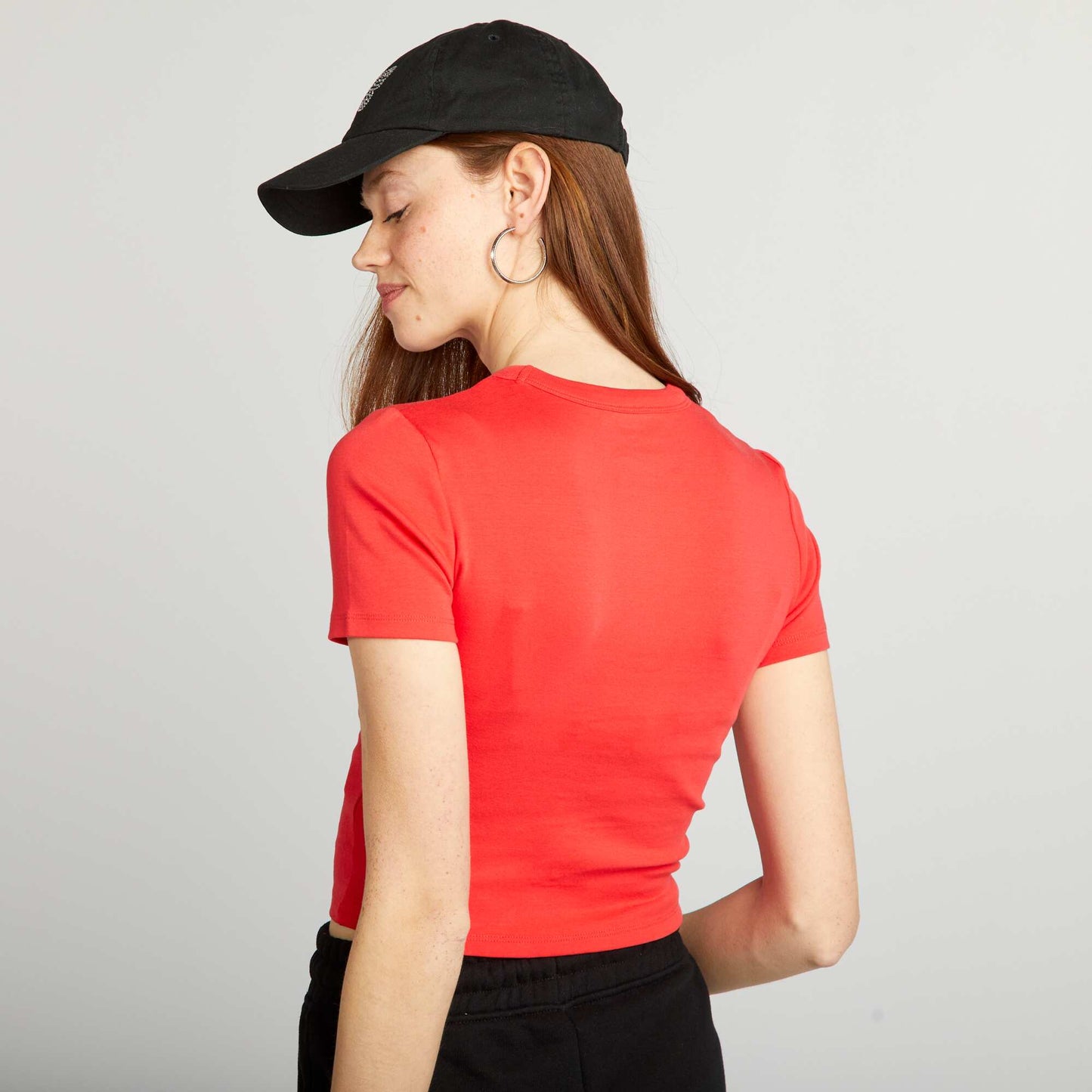 Short-sleeved cropped T-shirt red