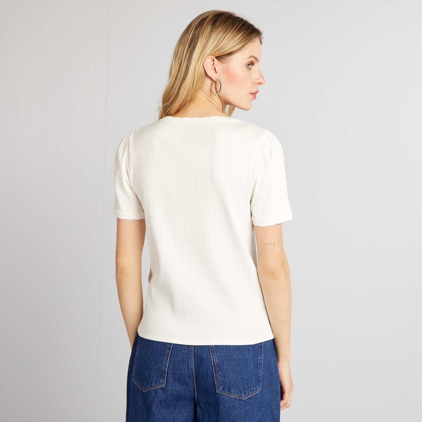 Ribbed T-shirt with scoop neck WHITE