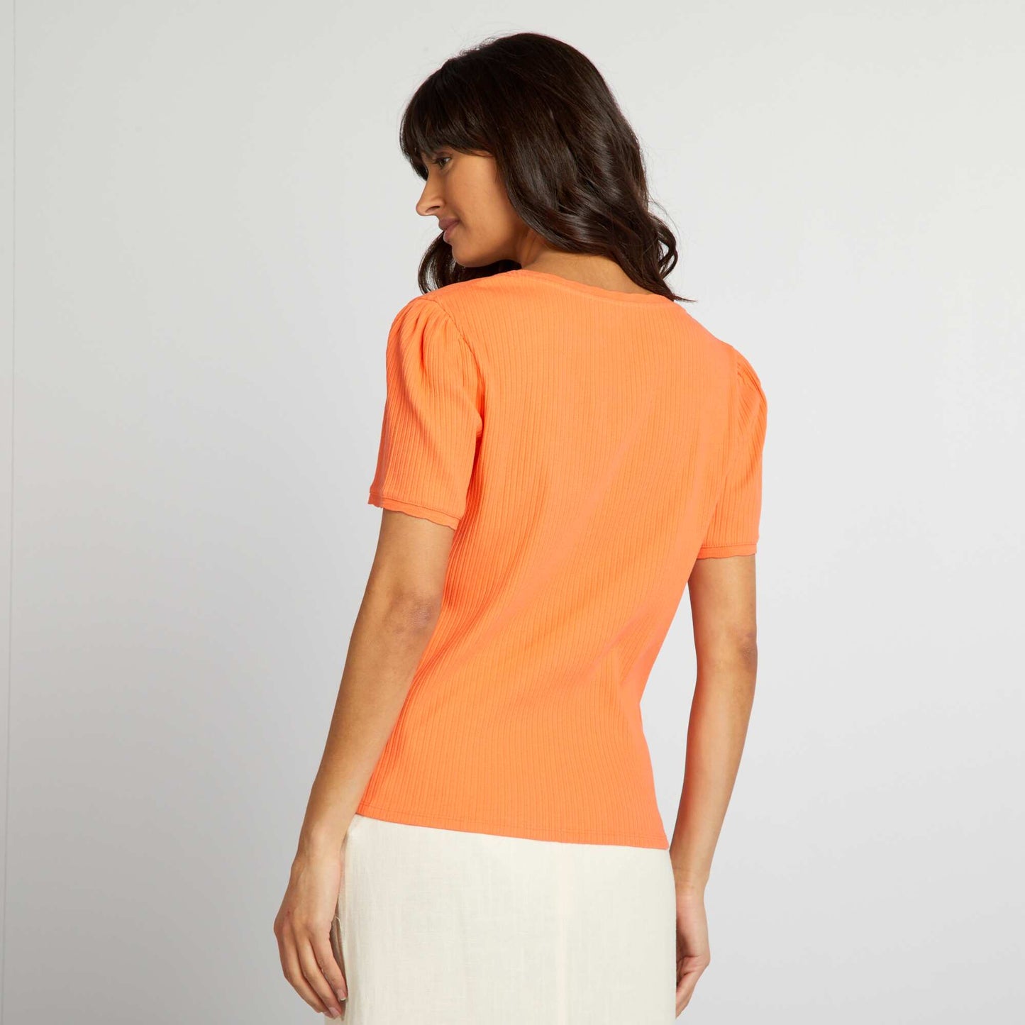 Ribbed T-shirt with scoop neck PINK