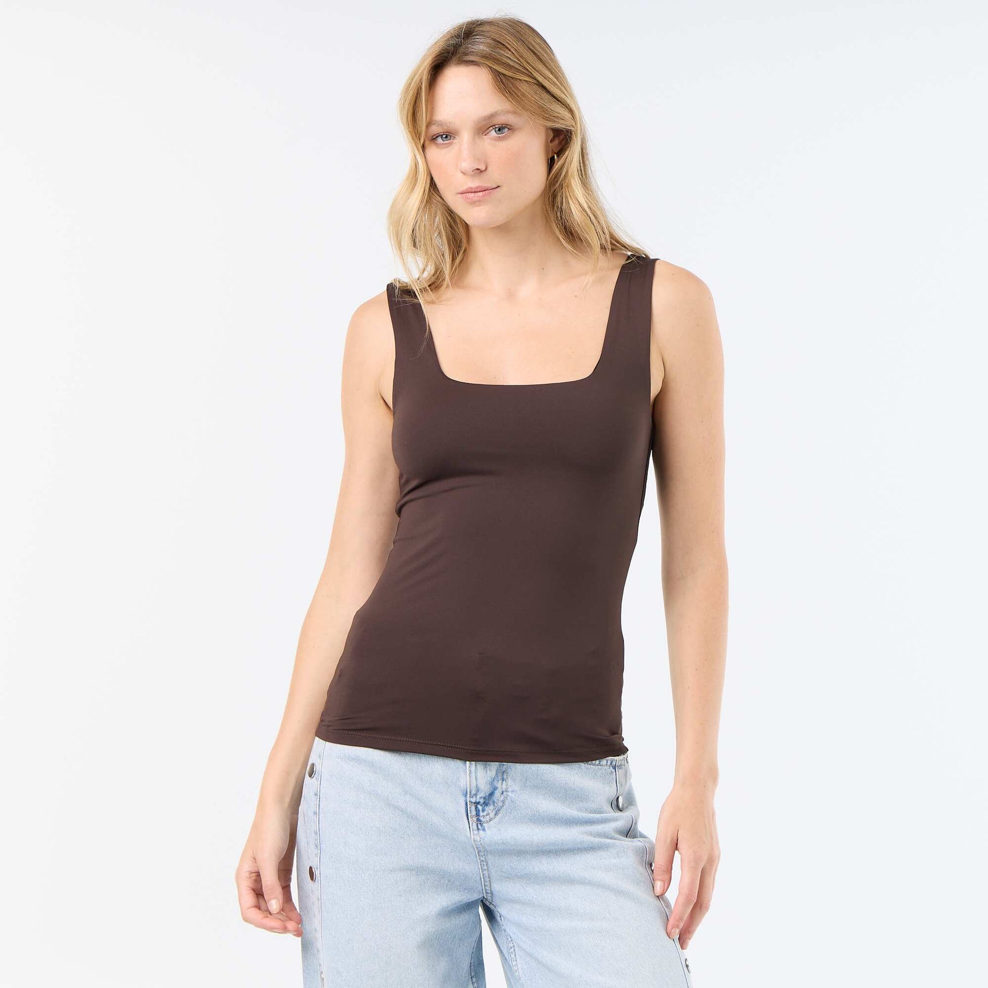 Square-neck stretch t-shirt BROWN