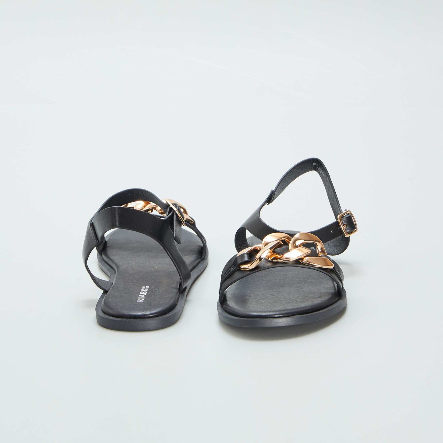 Sandals with chain black