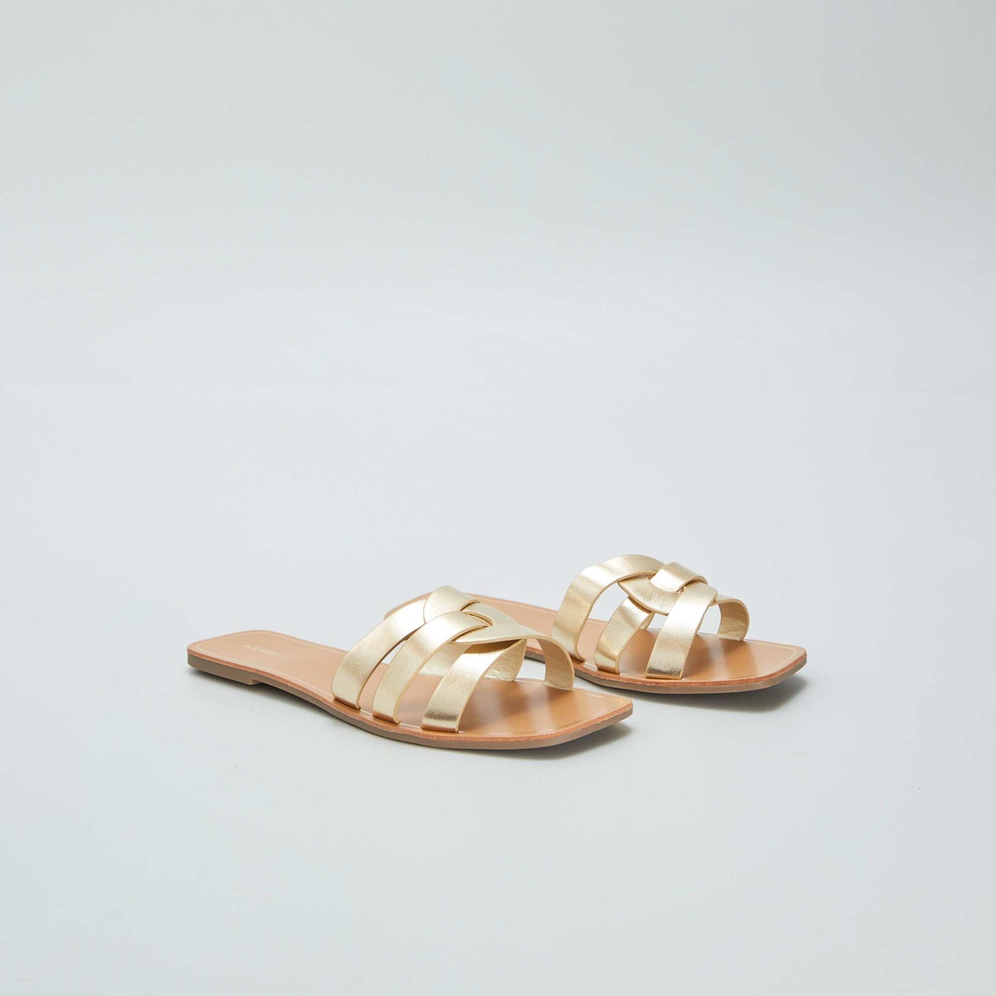 Sandals with crossover straps YELLOW