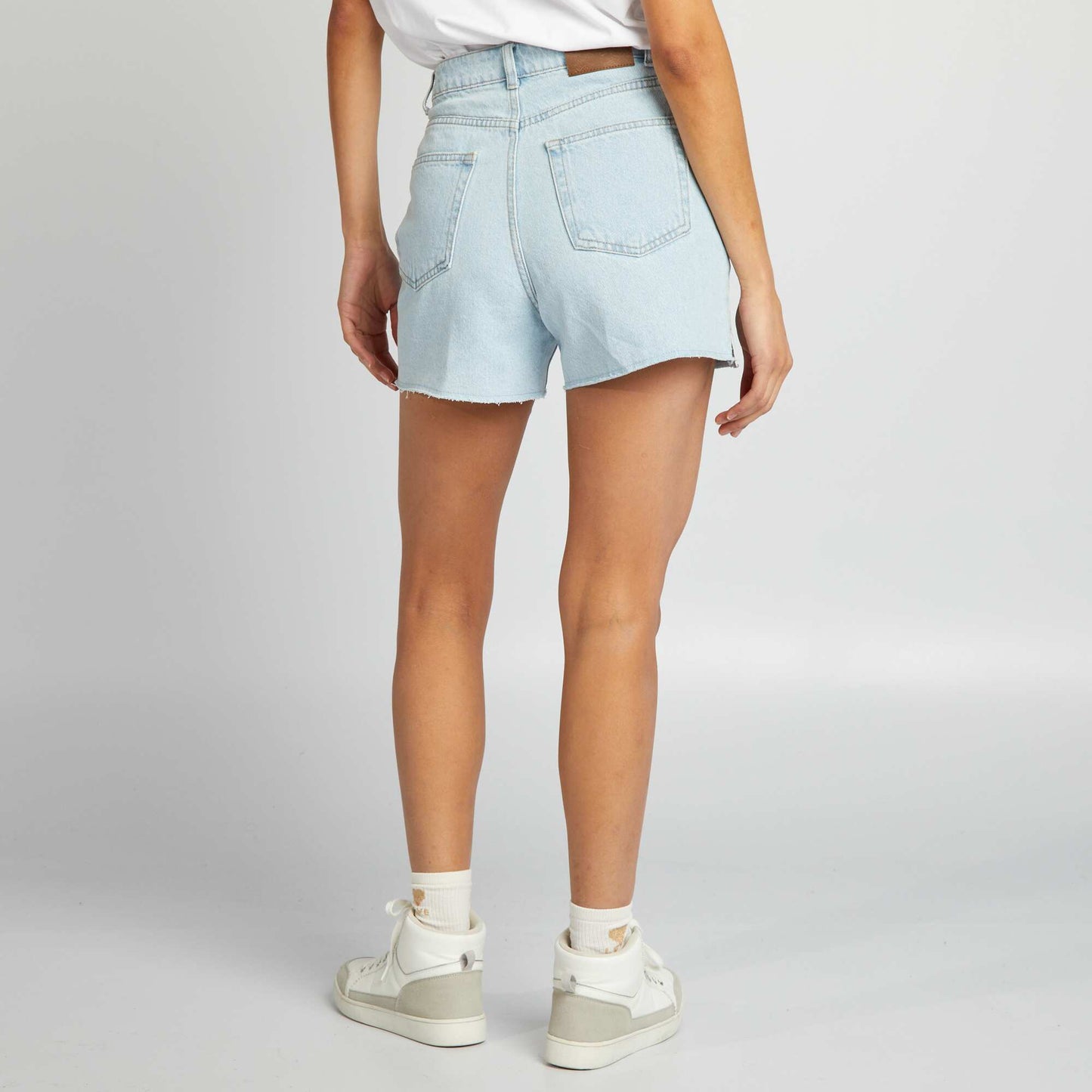 Raw-cut denim shorts BLUE