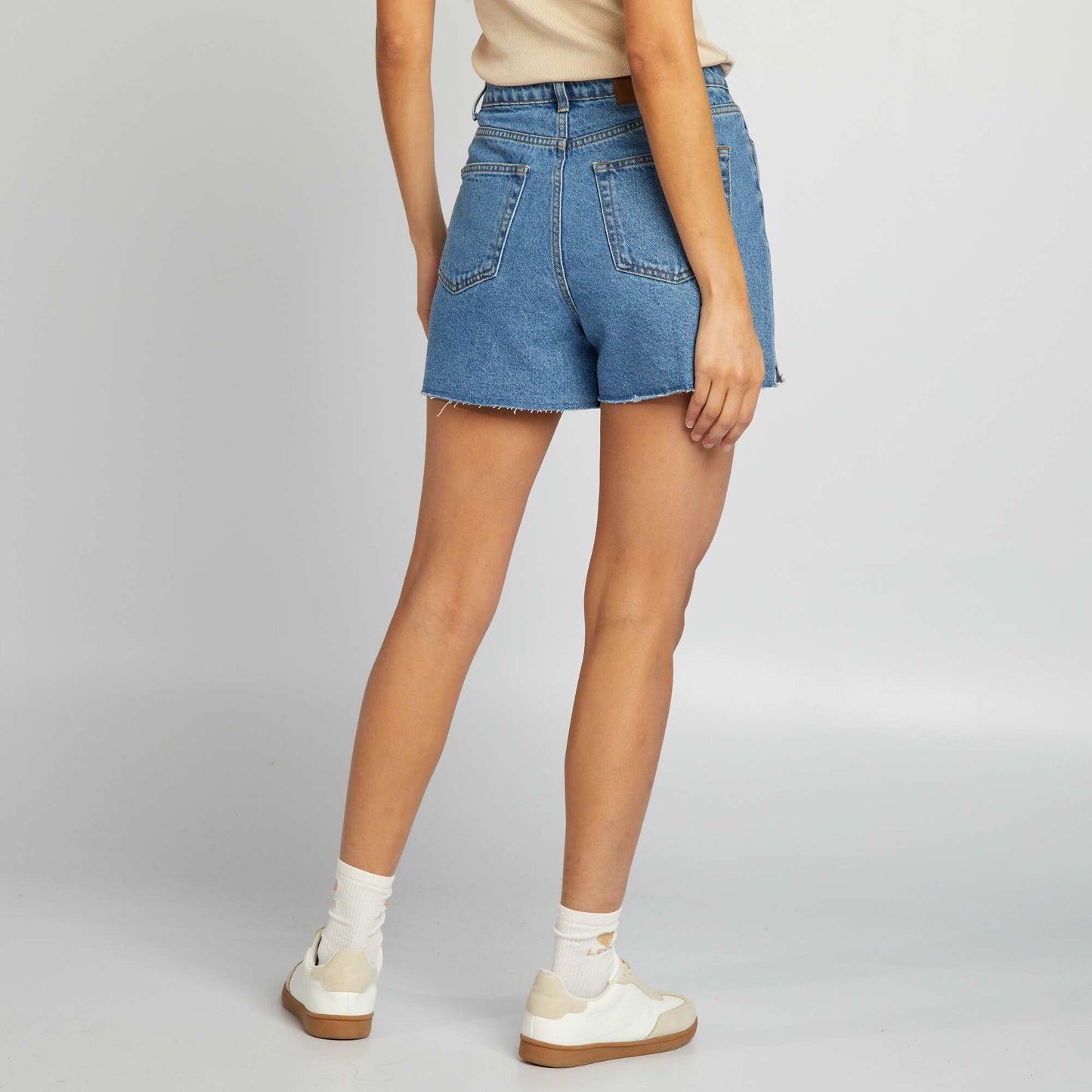 Raw-cut denim shorts BLUE