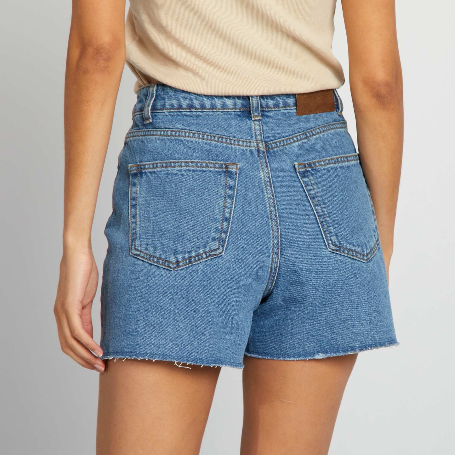 Raw-cut denim shorts BLUE