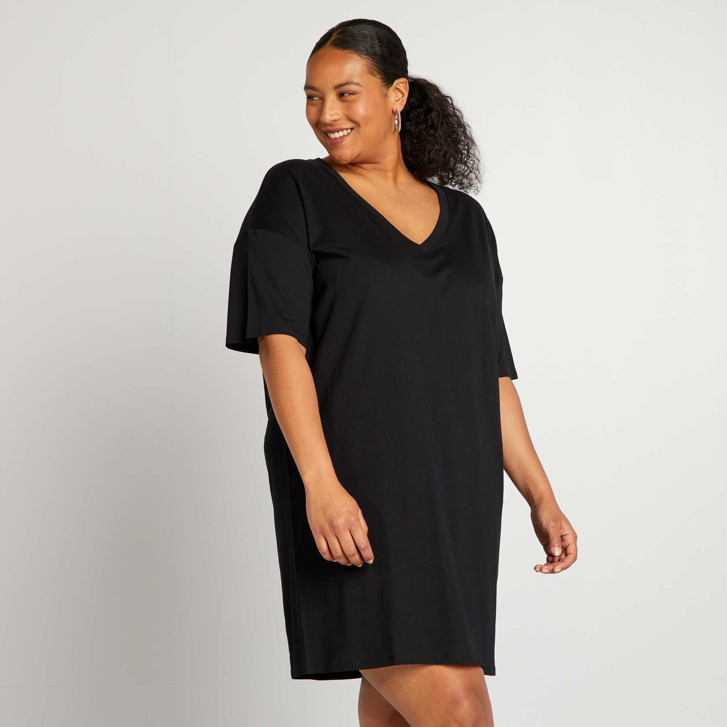 Loose T-shirt dress black