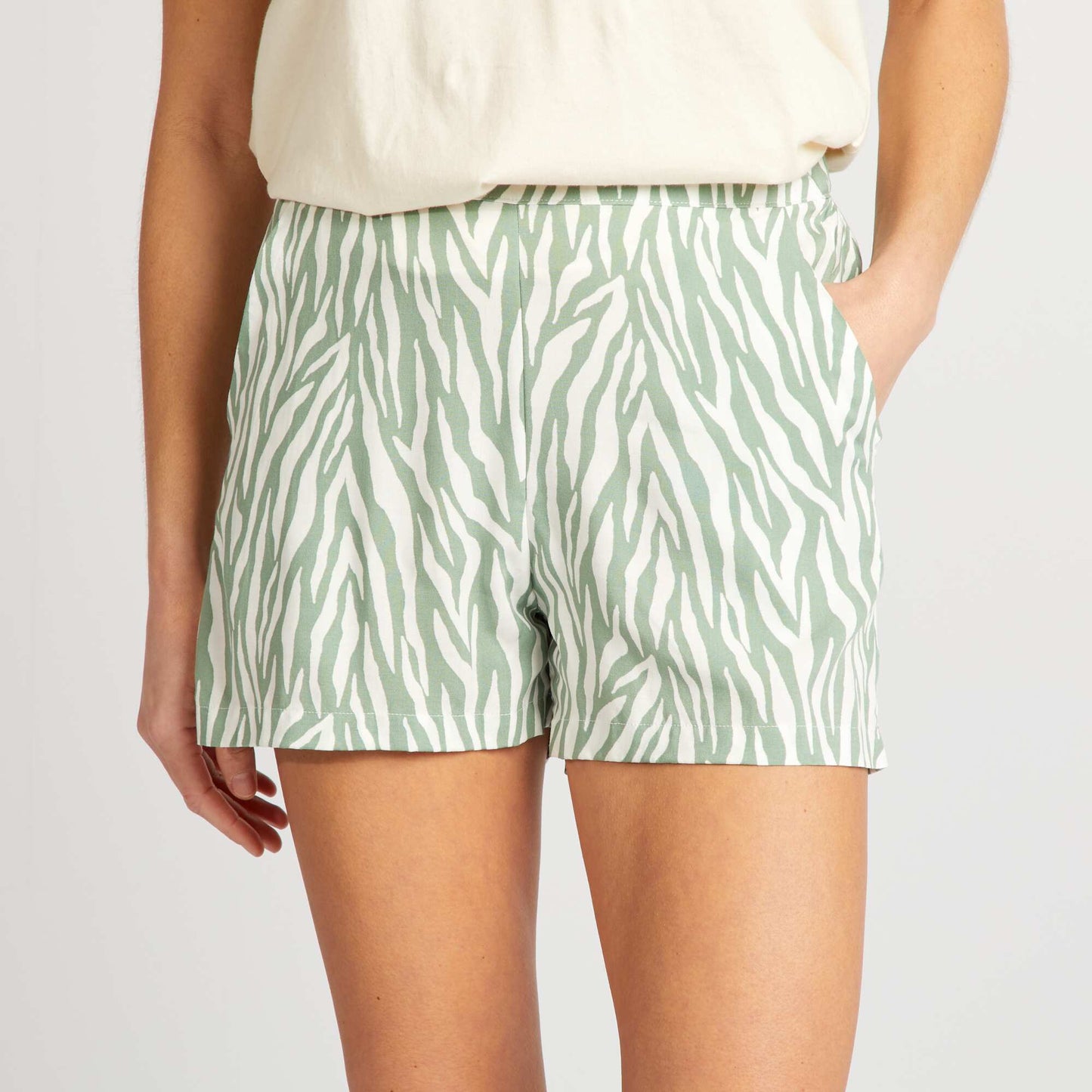 Flowing printed shorts GREEN