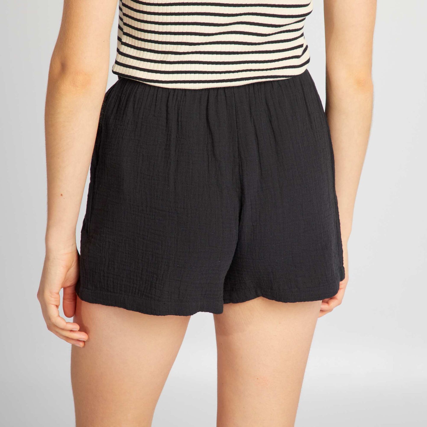 Double cotton gauze high-waisted shorts black