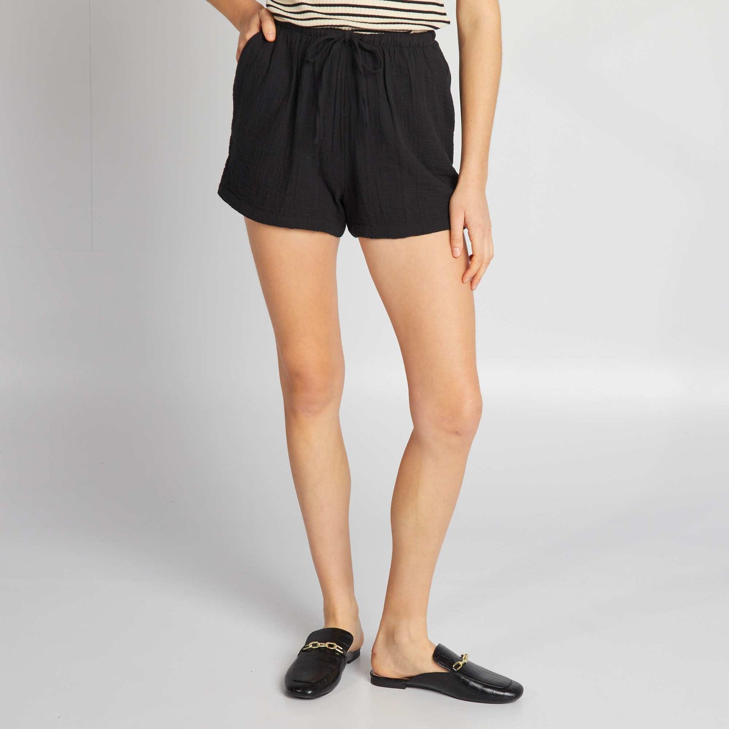 Double cotton gauze high-waisted shorts black