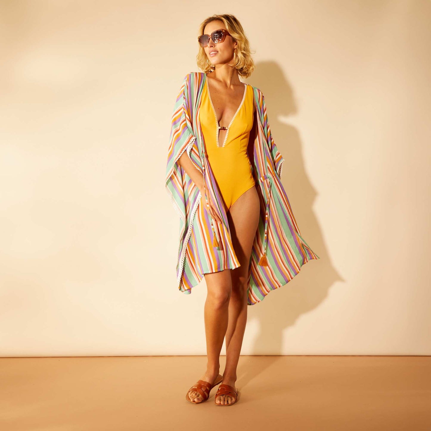 Striped kimono-style beach dress WHITE