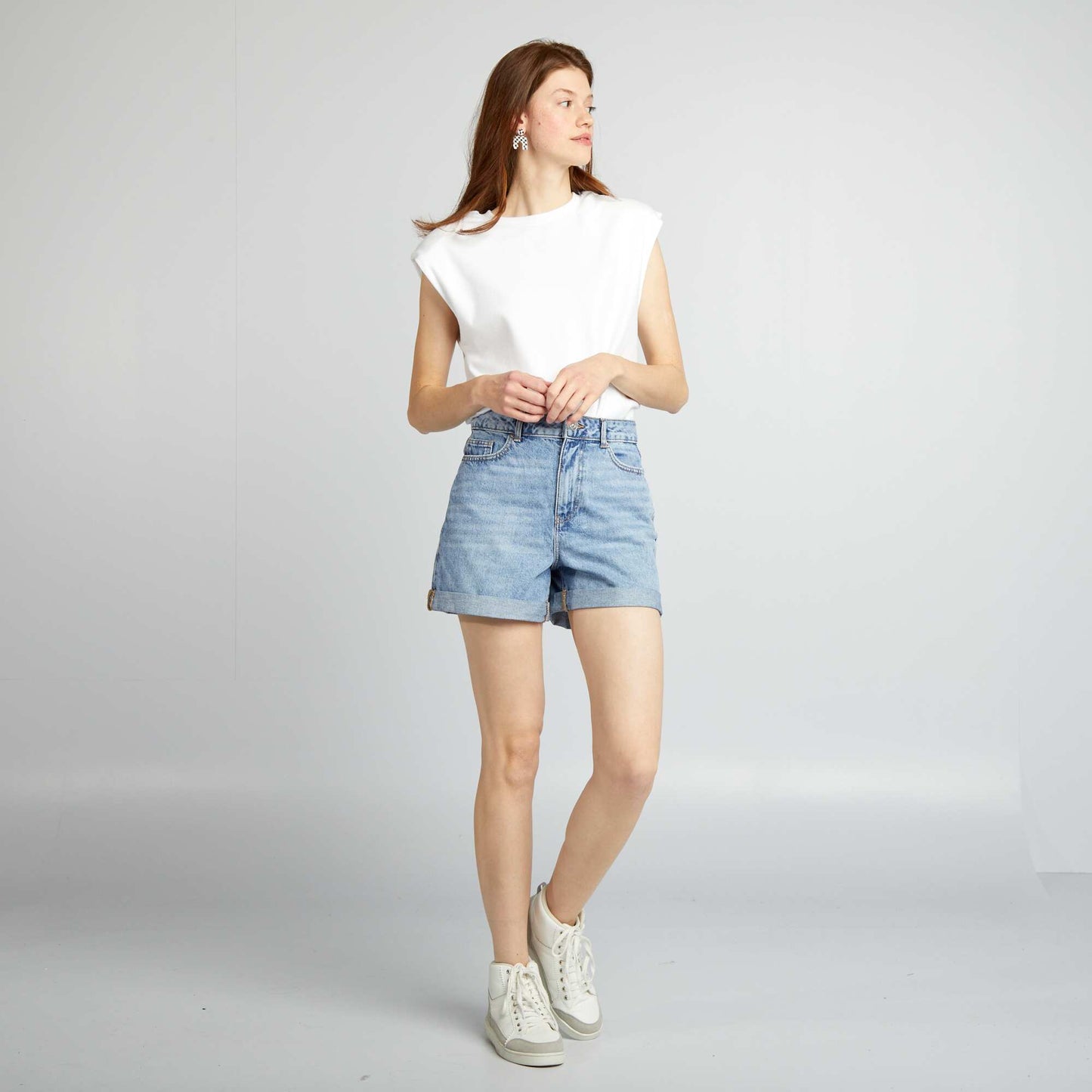 High-waisted denim shorts BLUE