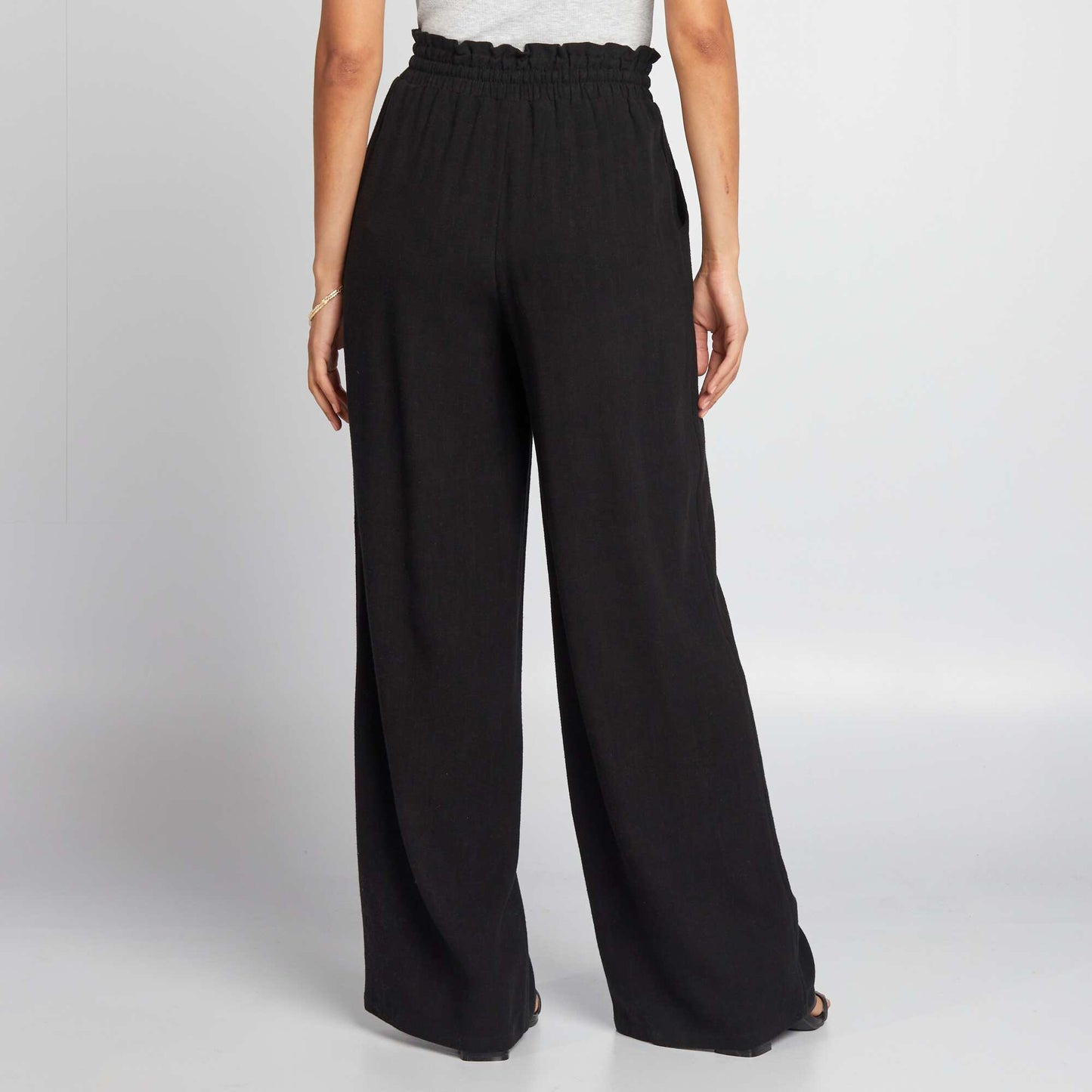 Wide-leg linen trousers black