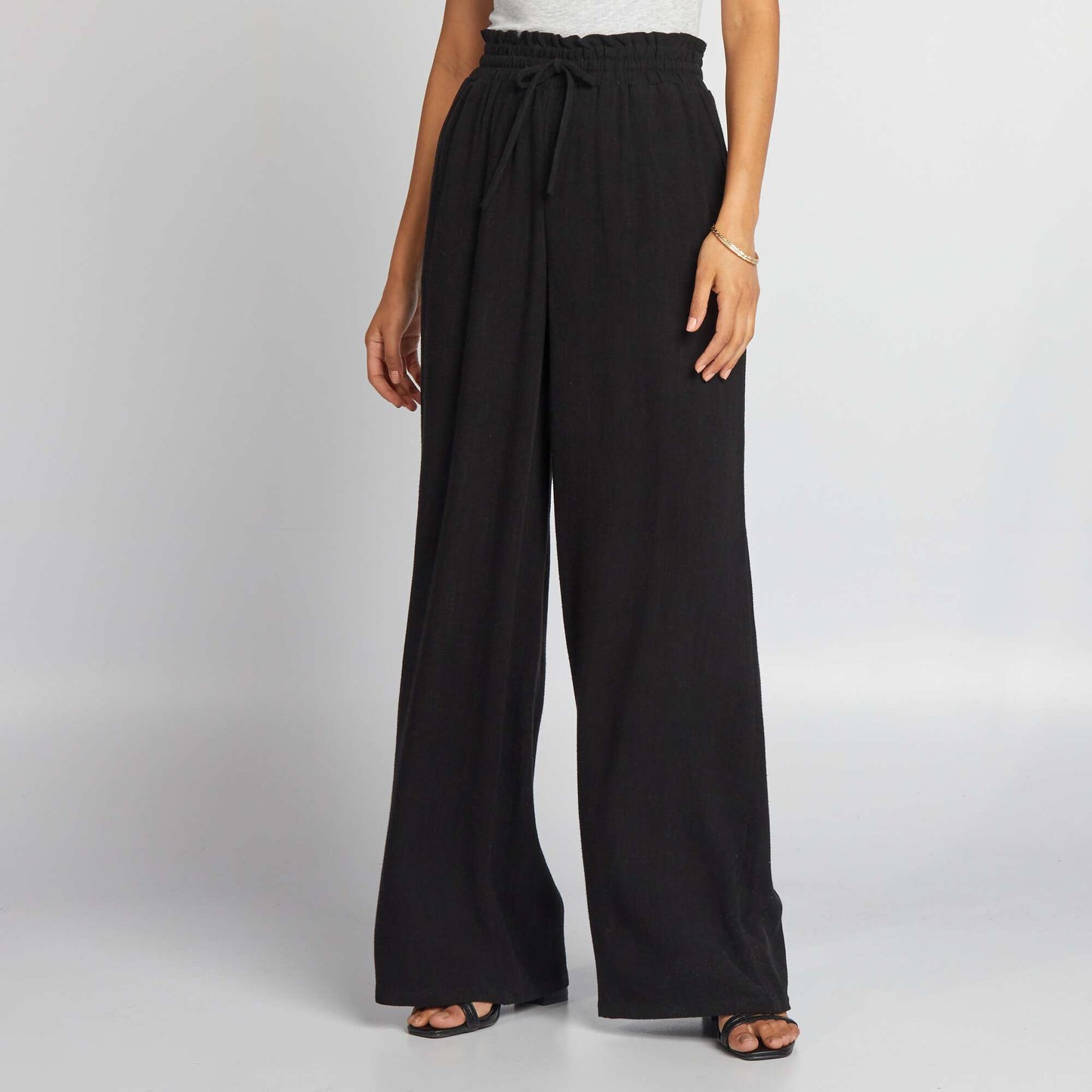 Wide-leg linen trousers black