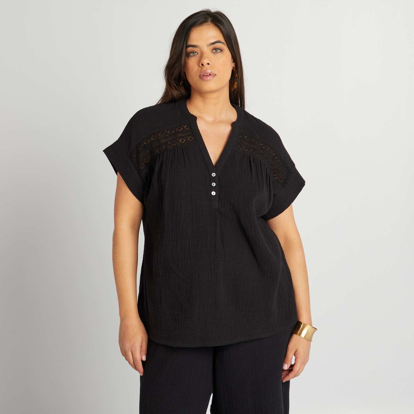 Short-sleeved cotton gauze blouse black