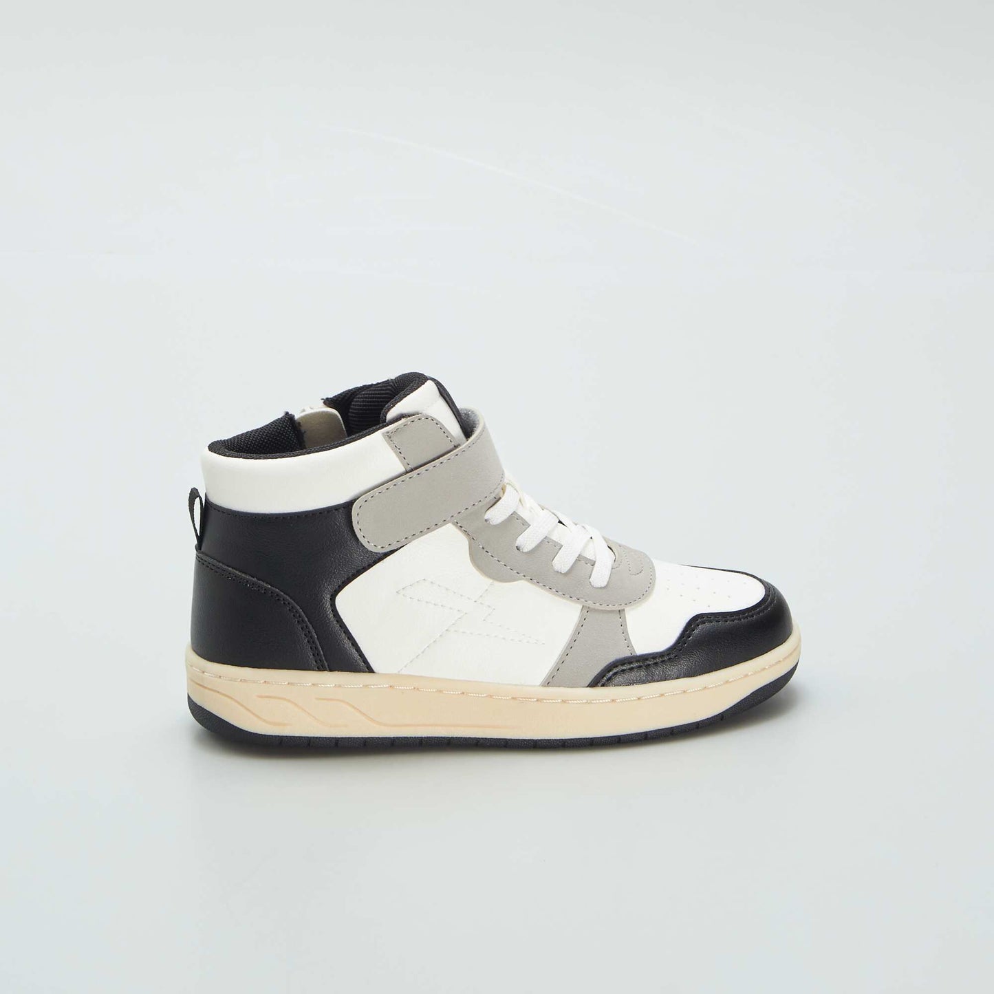 High-top trainers BLACK