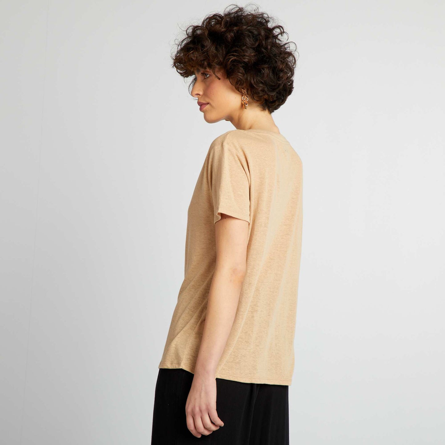 Basic short-sleeved T-shirt BEIGE