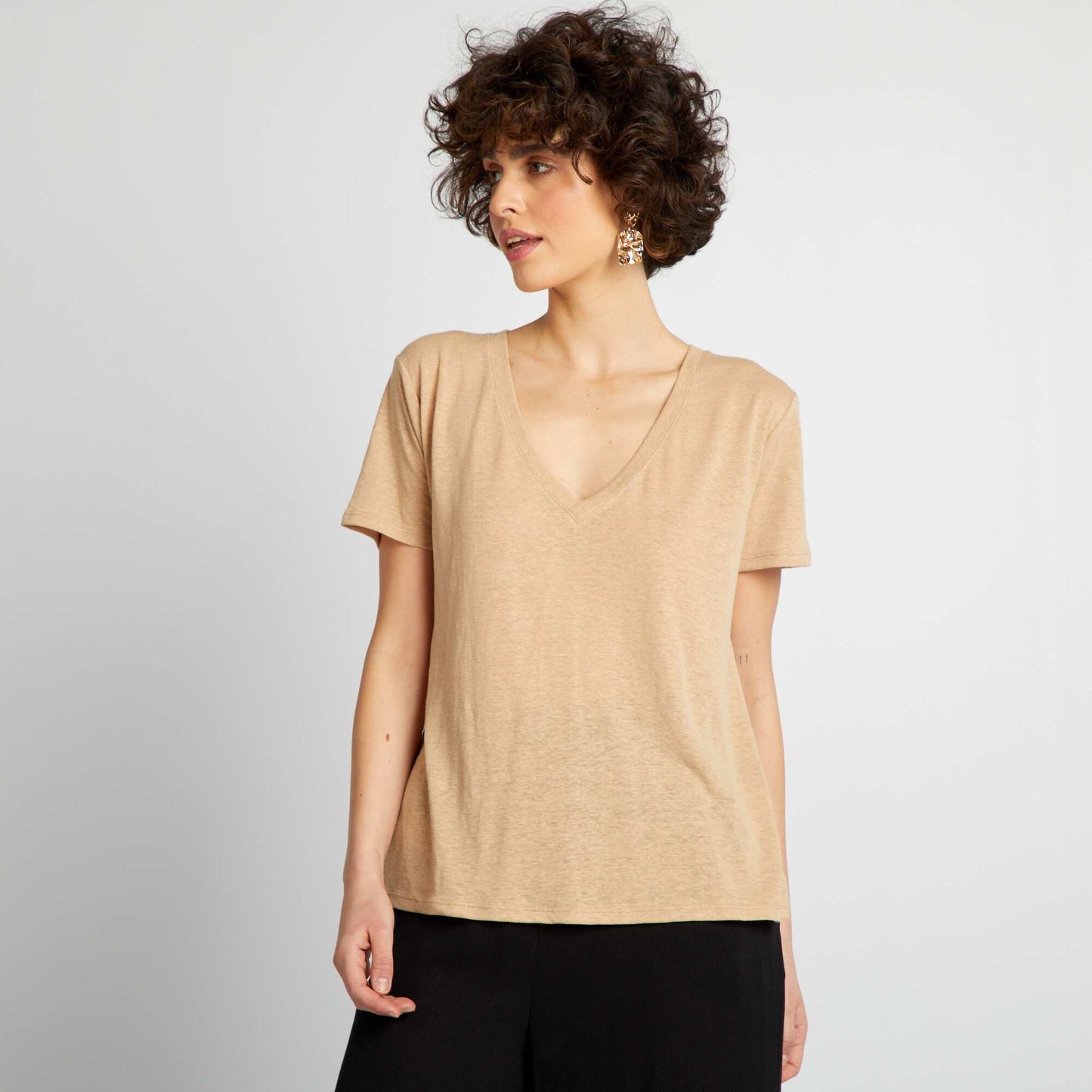 Basic short-sleeved T-shirt BEIGE