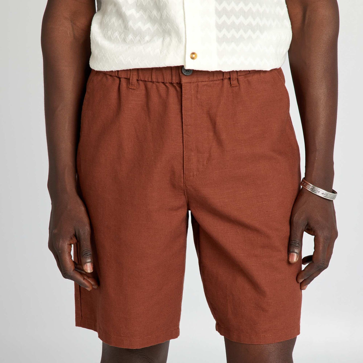 Bermuda shorts with hemp RED