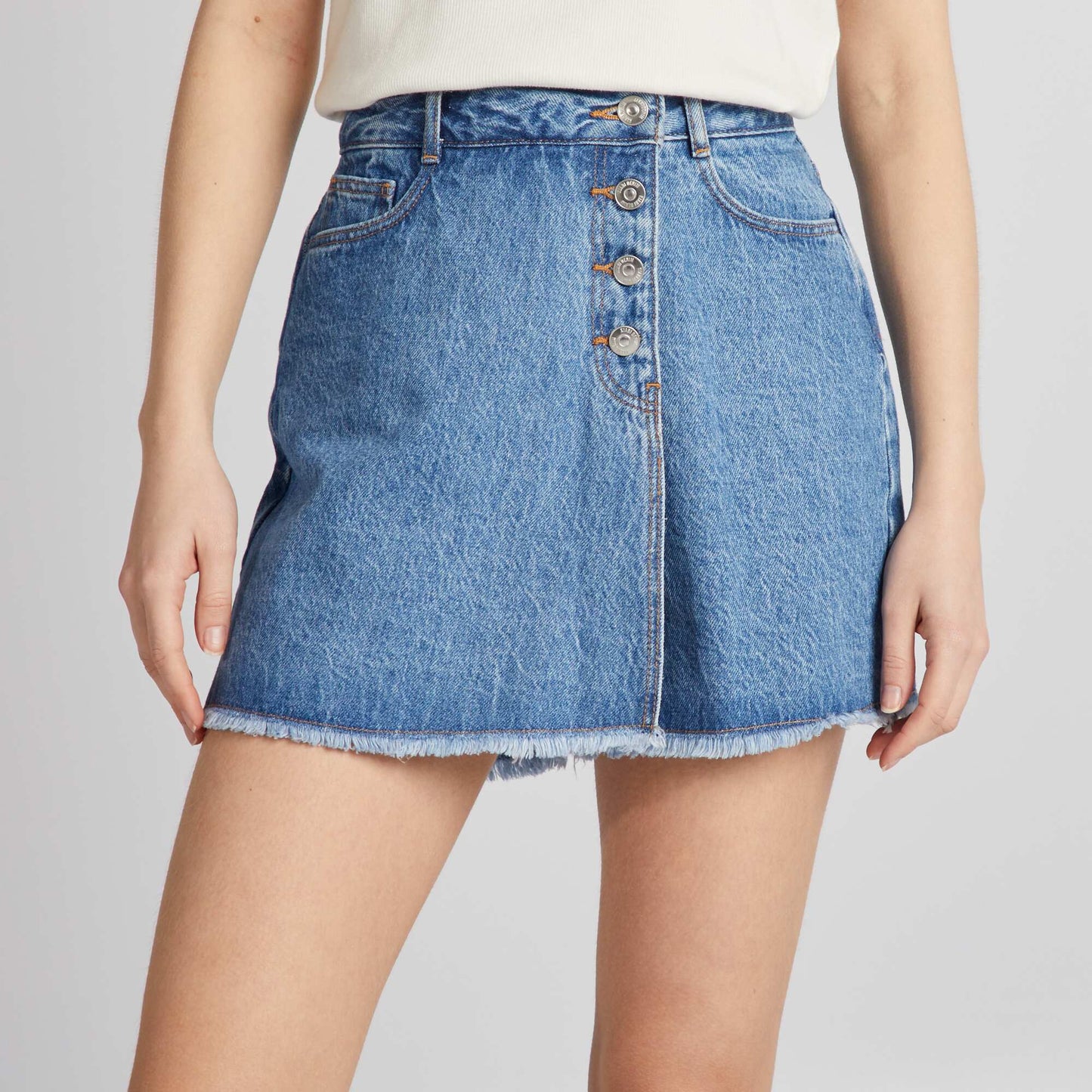 Denim skort with raw edging BLUE