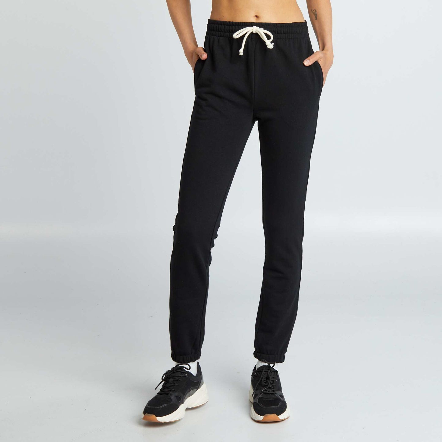 Plain fine sweatshirt fabric joggers black