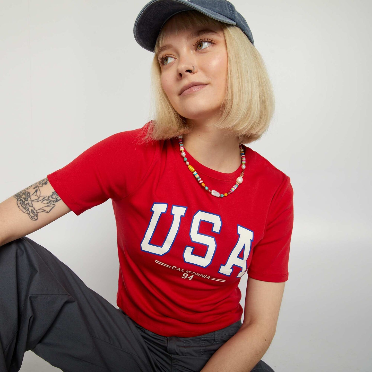 Cropped T-shirt with US varsity print RED