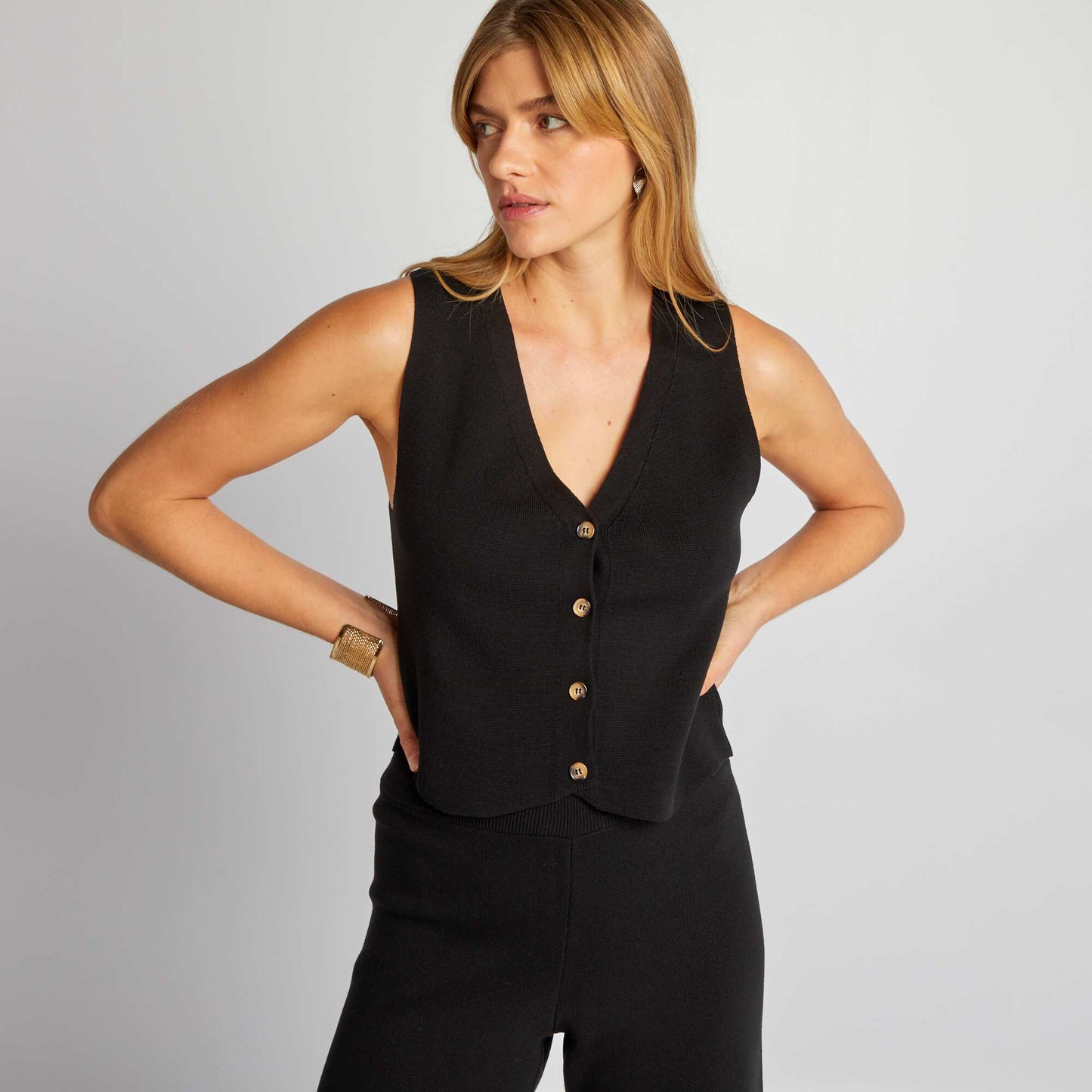 V-neck waistcoat BLACK