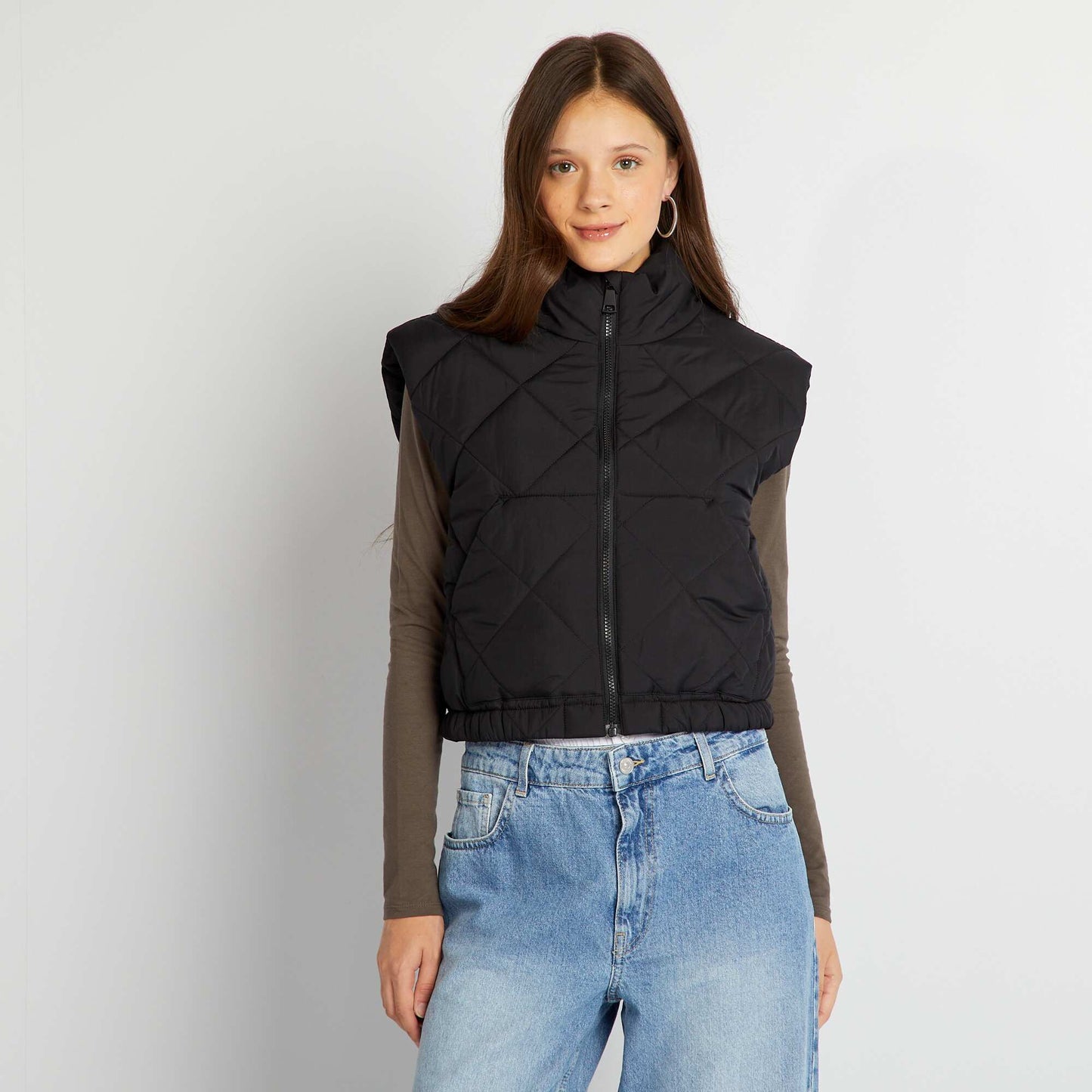 Sleeveless padded jacket black