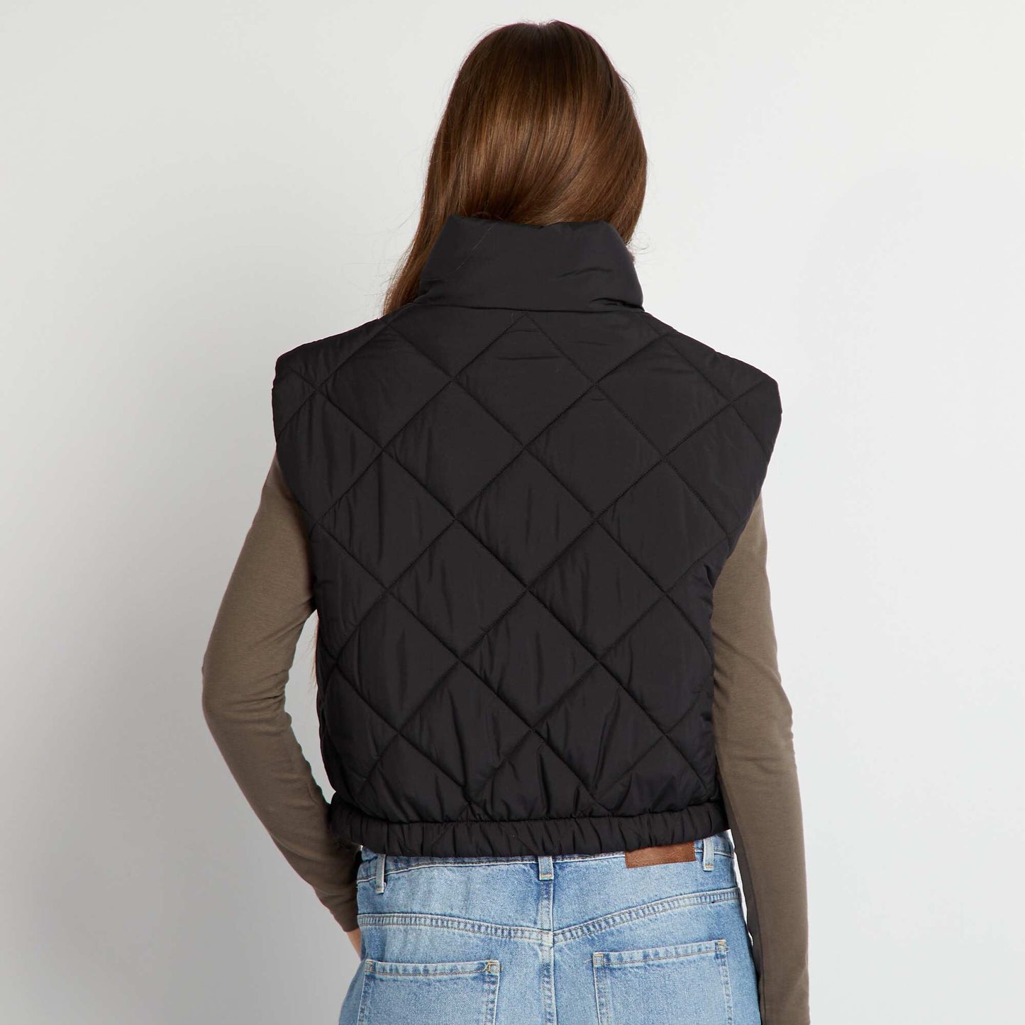 Sleeveless padded jacket black