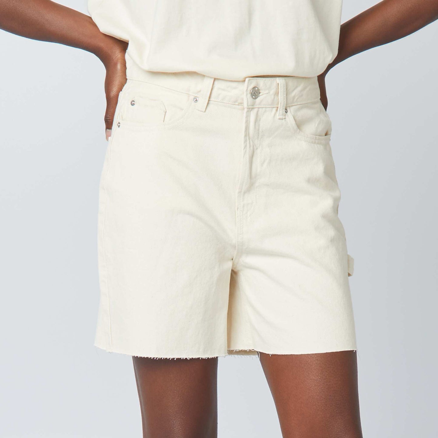 Cotton mid-thigh length shorts WHITE