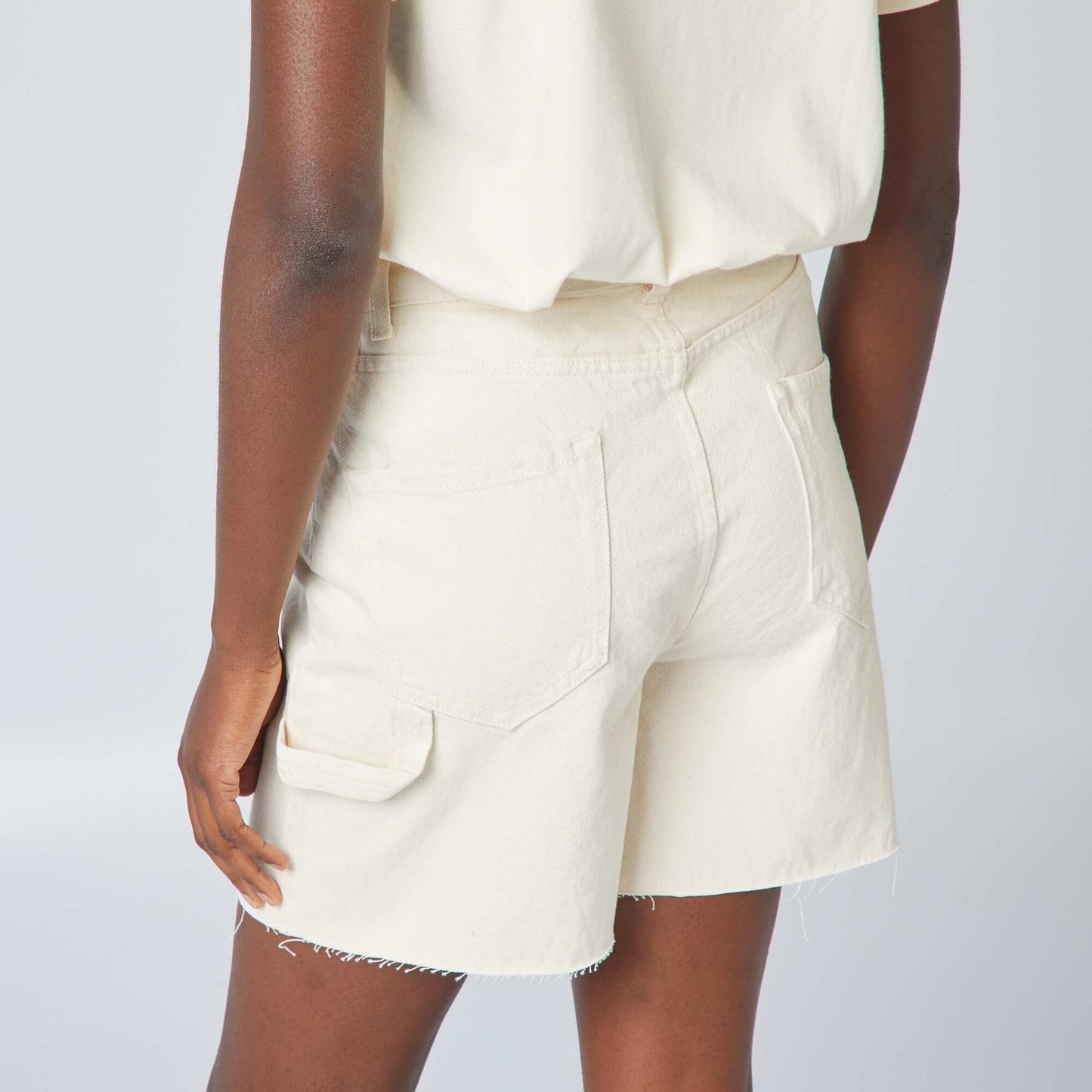 Cotton mid-thigh length shorts WHITE