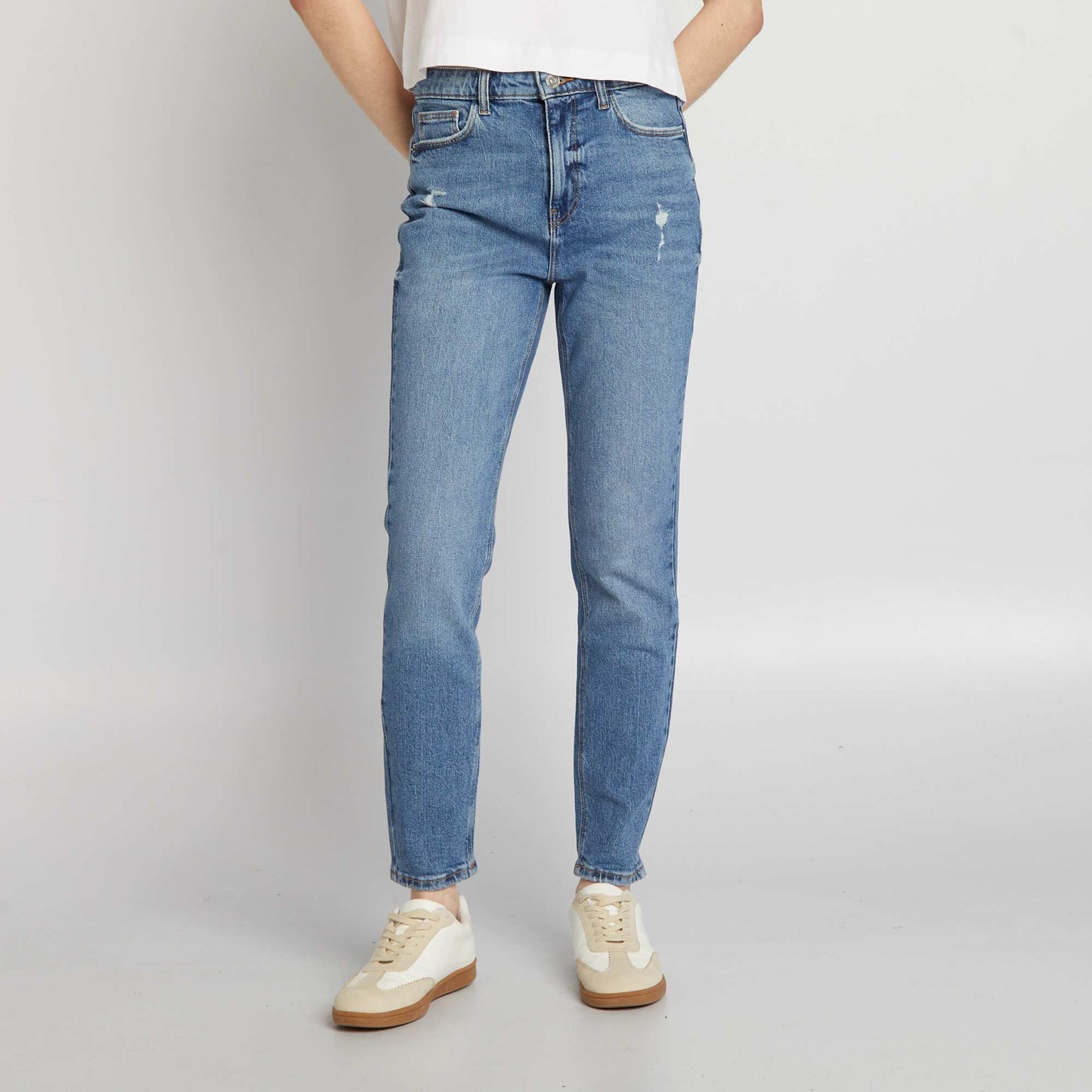 Slim-fit jeans with high waist and distressed detailing BLUE